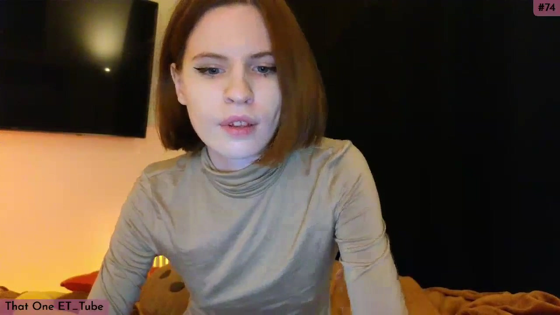Gallery image thumbnail from Yuri_elfie's myfreecams stream on, 12/03/2023, 03:42 image 7 of 20