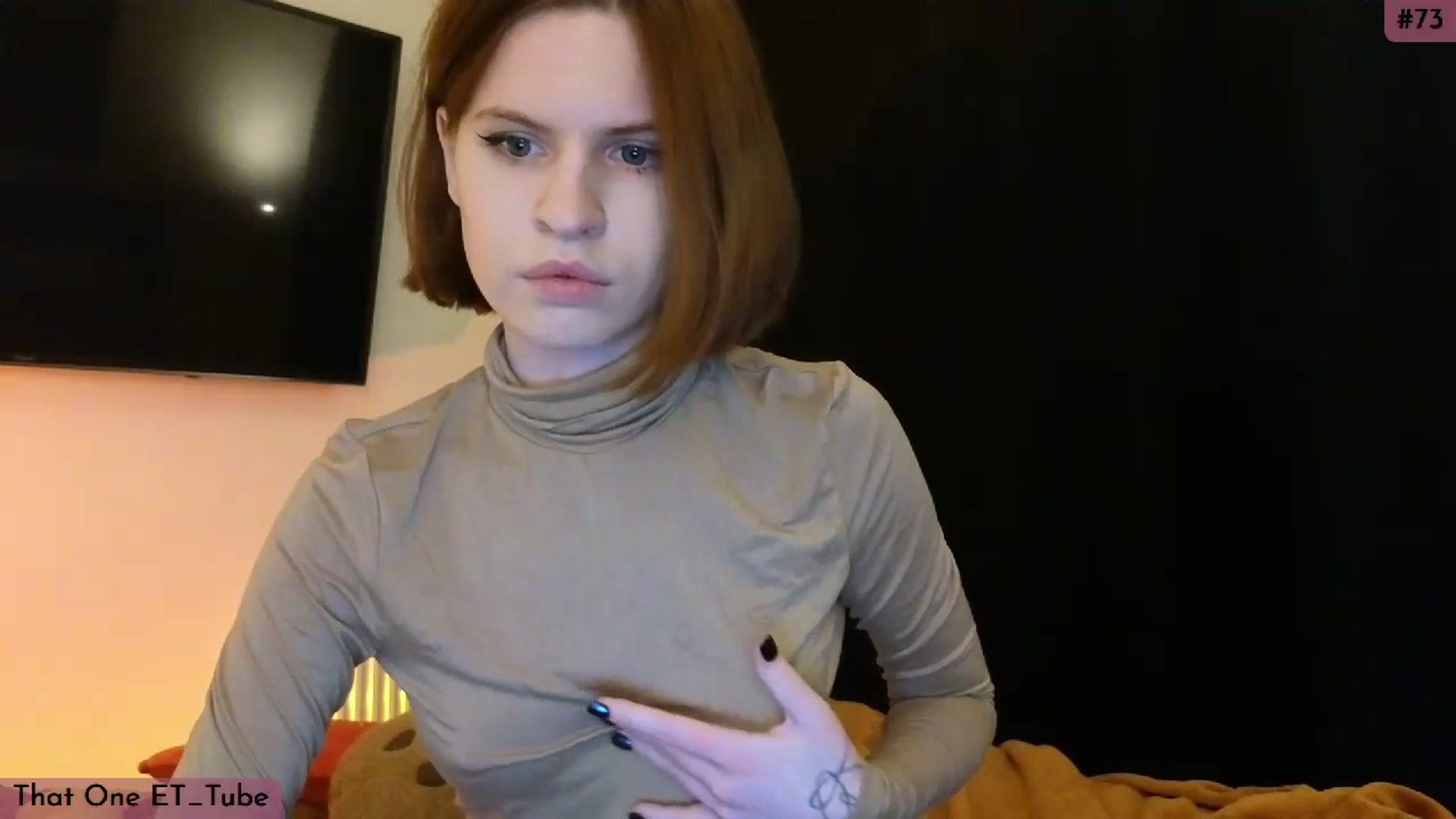Gallery image thumbnail from Yuri_elfie's myfreecams stream on, 12/03/2023, 03:42 image 4 of 20