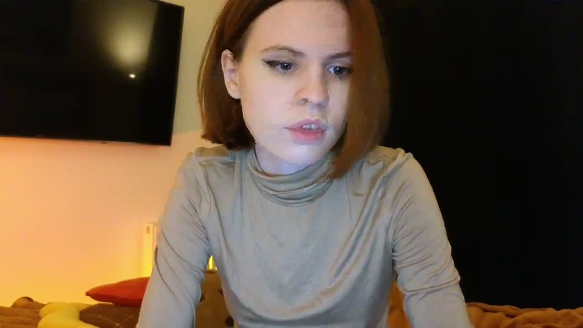 Gallery image thumbnail from Yuri_elfie's myfreecams stream on, 12/03/2023, 03:42 image 2 of 20