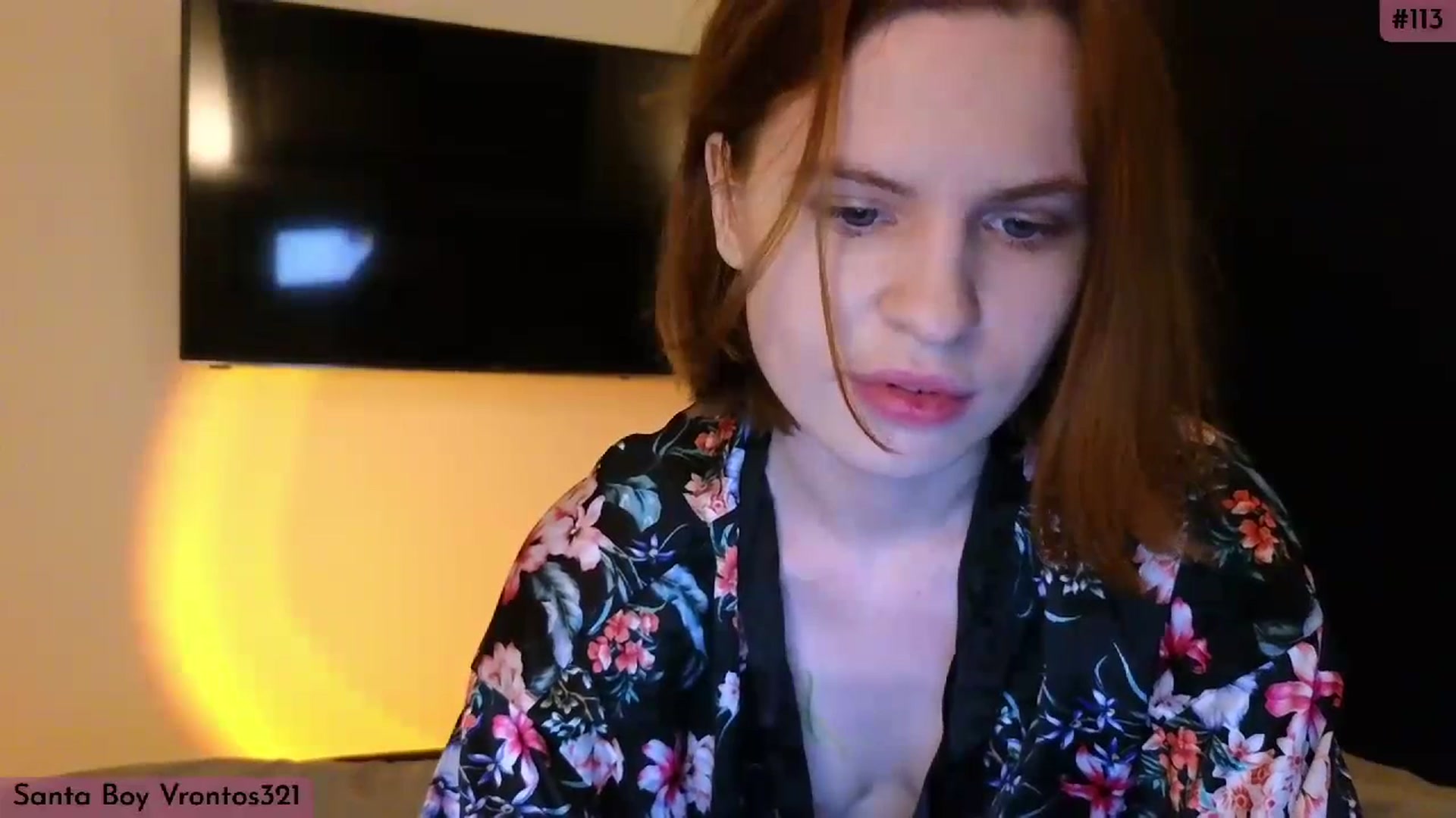 Gallery image thumbnail from Yuri_elfie's myfreecams stream on, 12/09/2023, 06:50 image 12 of 20