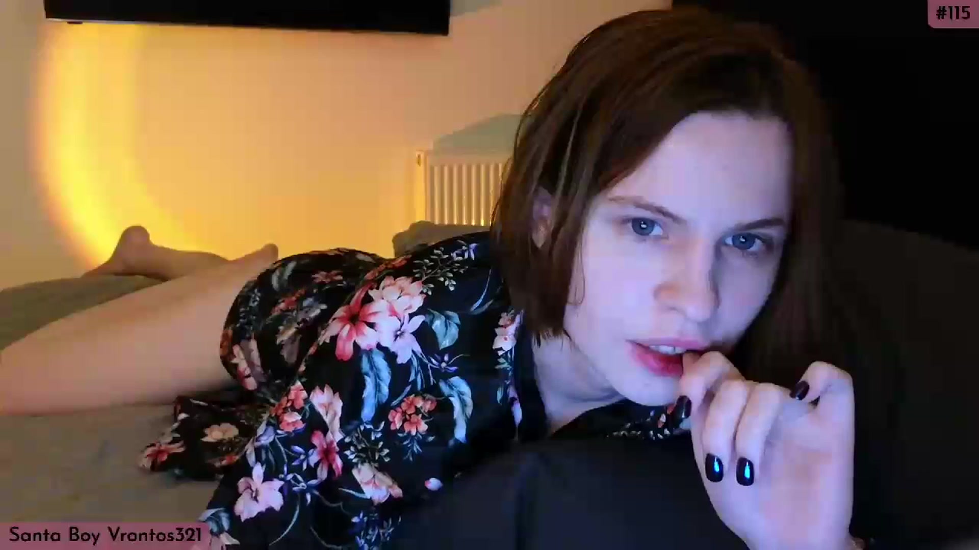 Gallery image thumbnail from Yuri_elfie's myfreecams stream on, 12/09/2023, 06:50 image 1 of 20