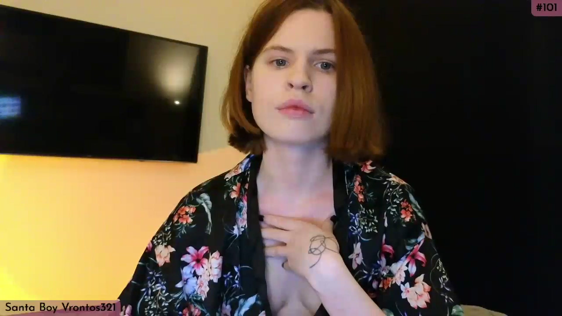 Gallery image thumbnail from Yuri_elfie's myfreecams stream on, 12/09/2023, 07:14 image 19 of 20
