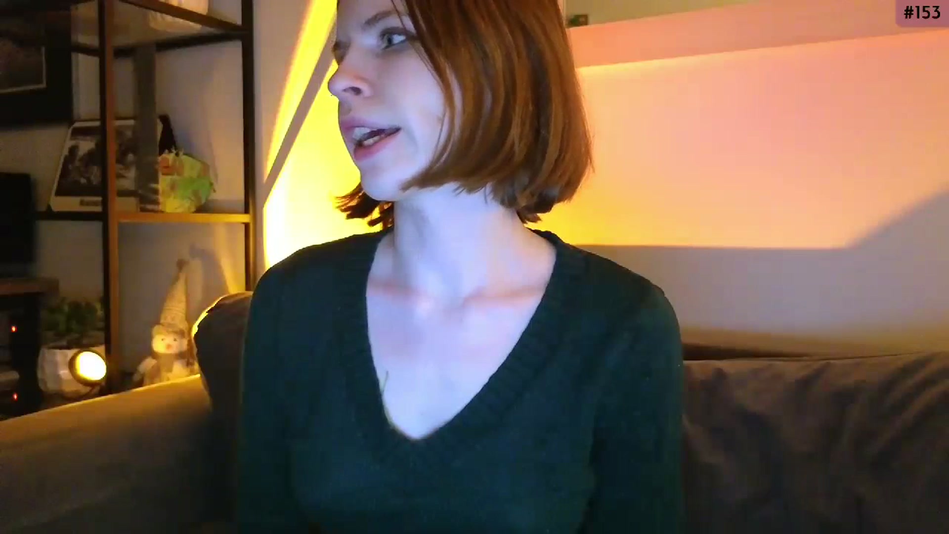 Gallery image thumbnail from Yuri_elfie's myfreecams stream on, 12/13/2023, 03:04 image 6 of 20