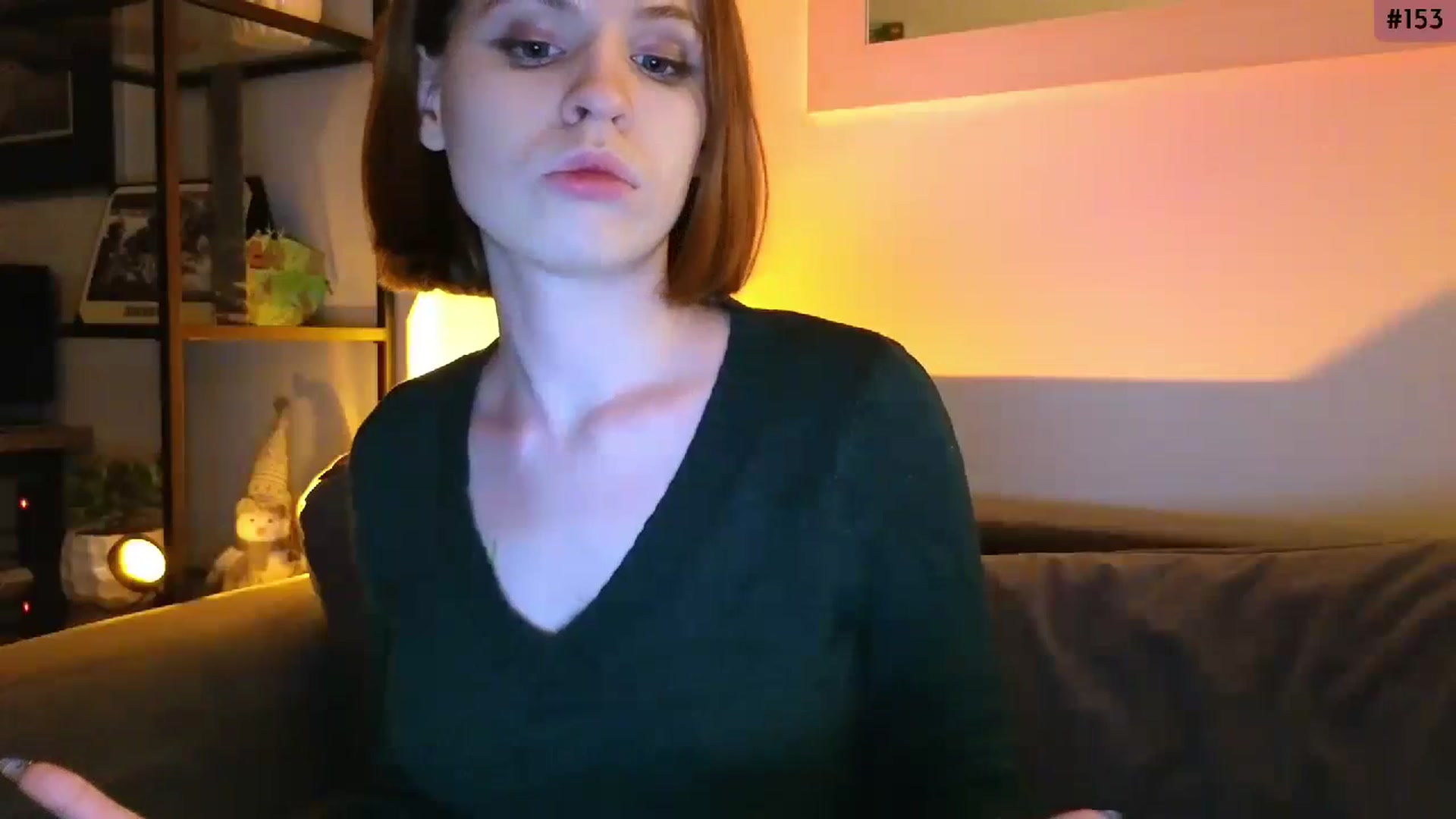 Gallery image thumbnail from Yuri_elfie's myfreecams stream on, 12/13/2023, 03:04 image 5 of 20