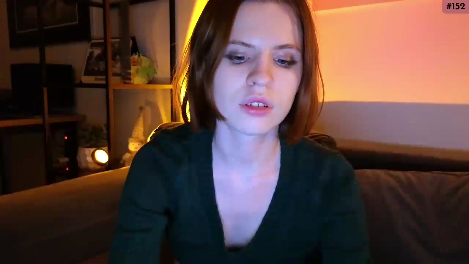 Gallery image thumbnail from Yuri_elfie's myfreecams stream on, 12/13/2023, 03:28 image 6 of 20