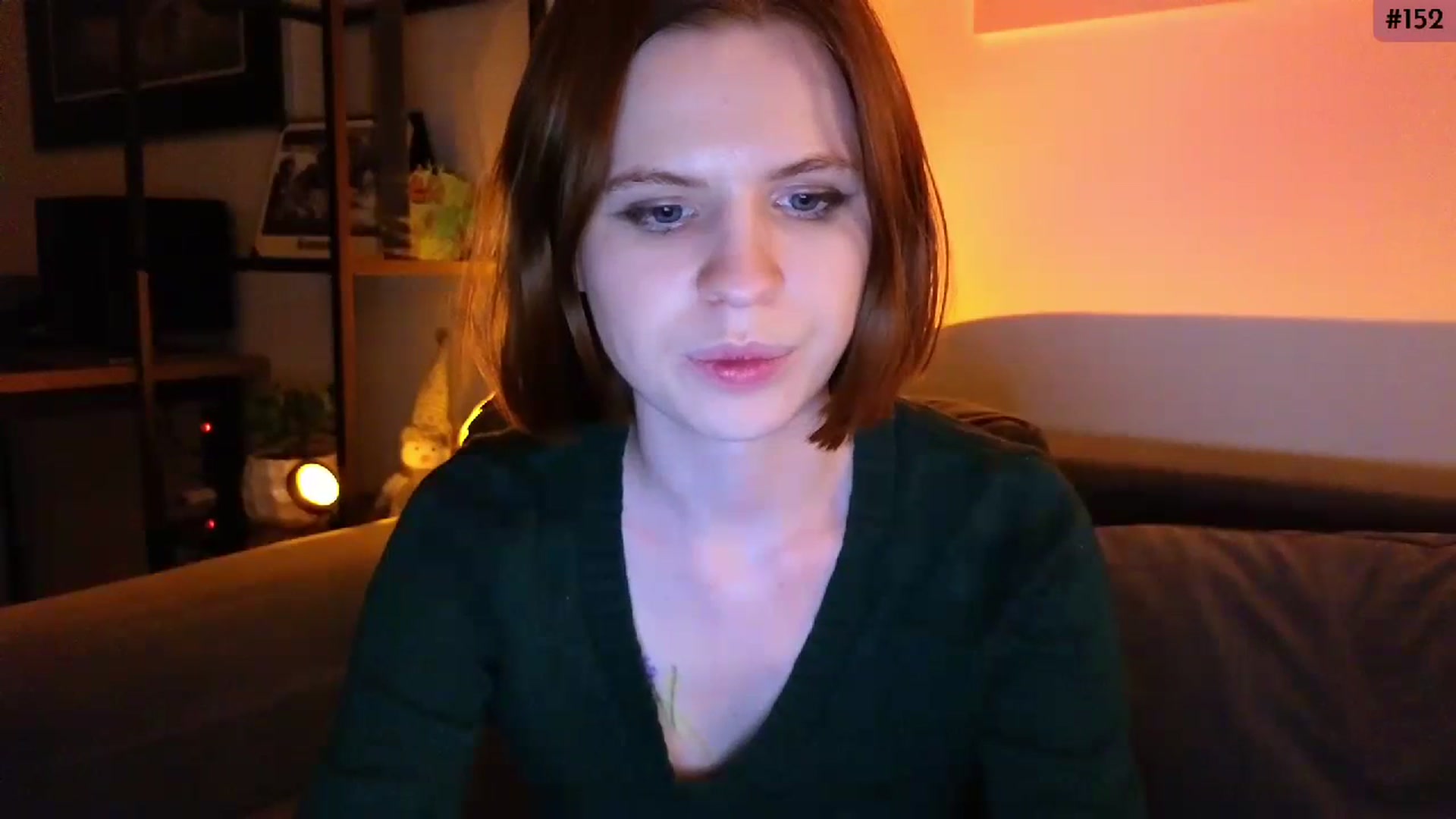 Gallery image thumbnail from Yuri_elfie's myfreecams stream on, 12/13/2023, 03:28 image 10 of 20