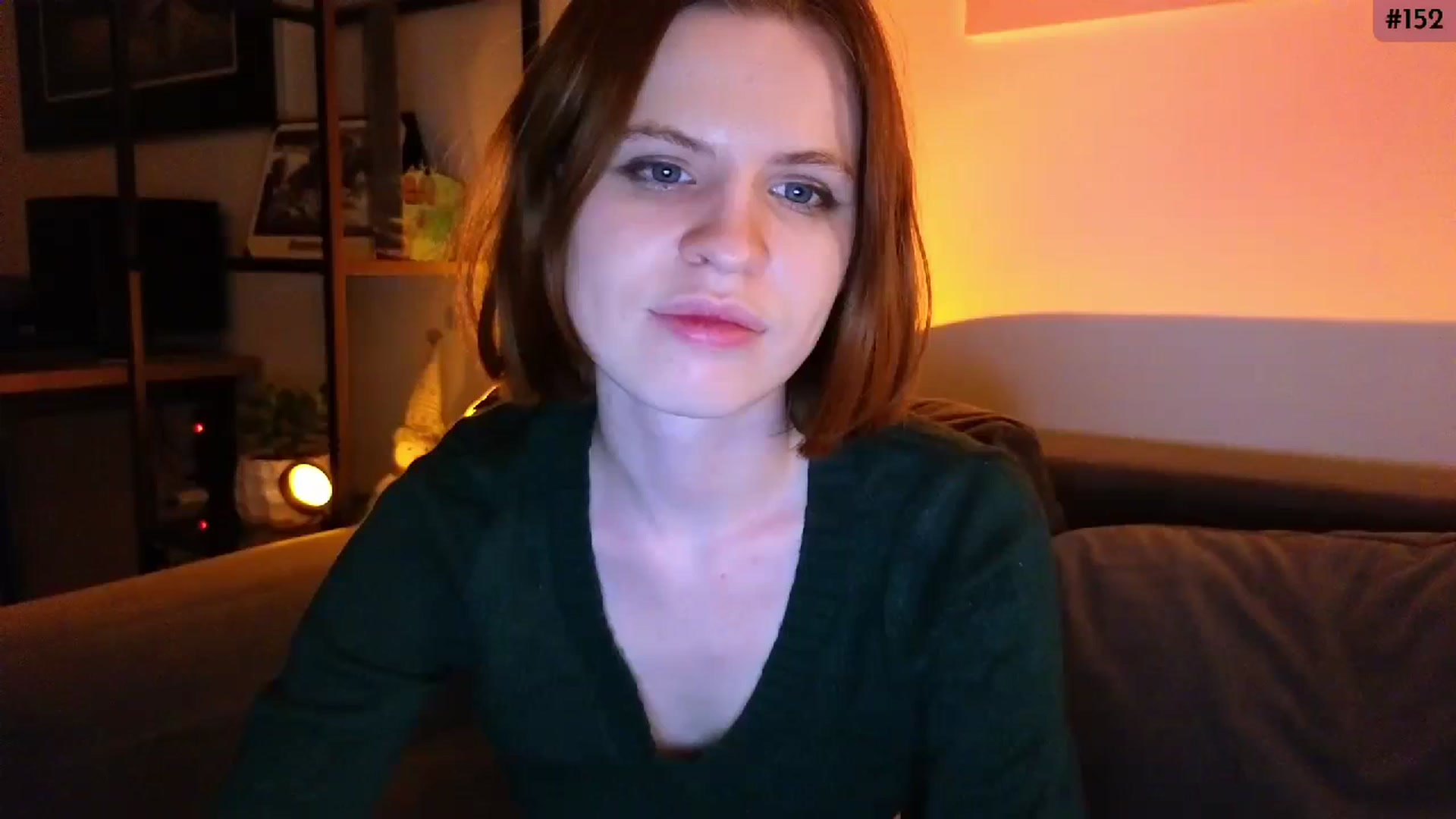 Gallery image thumbnail from Yuri_elfie's myfreecams stream on, 12/13/2023, 03:28 image 3 of 20