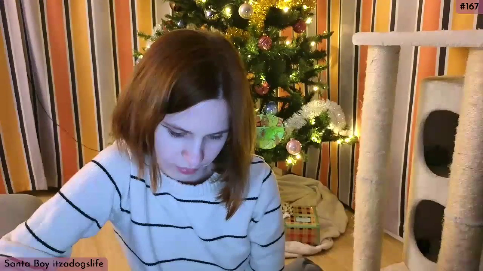 Gallery image thumbnail from Yuri_elfie's myfreecams stream on, 12/17/2023, 02:18 image 3 of 20