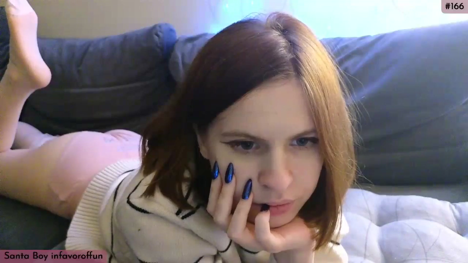Gallery image thumbnail from Yuri_elfie's myfreecams stream on, 12/17/2023, 02:18 image 19 of 20