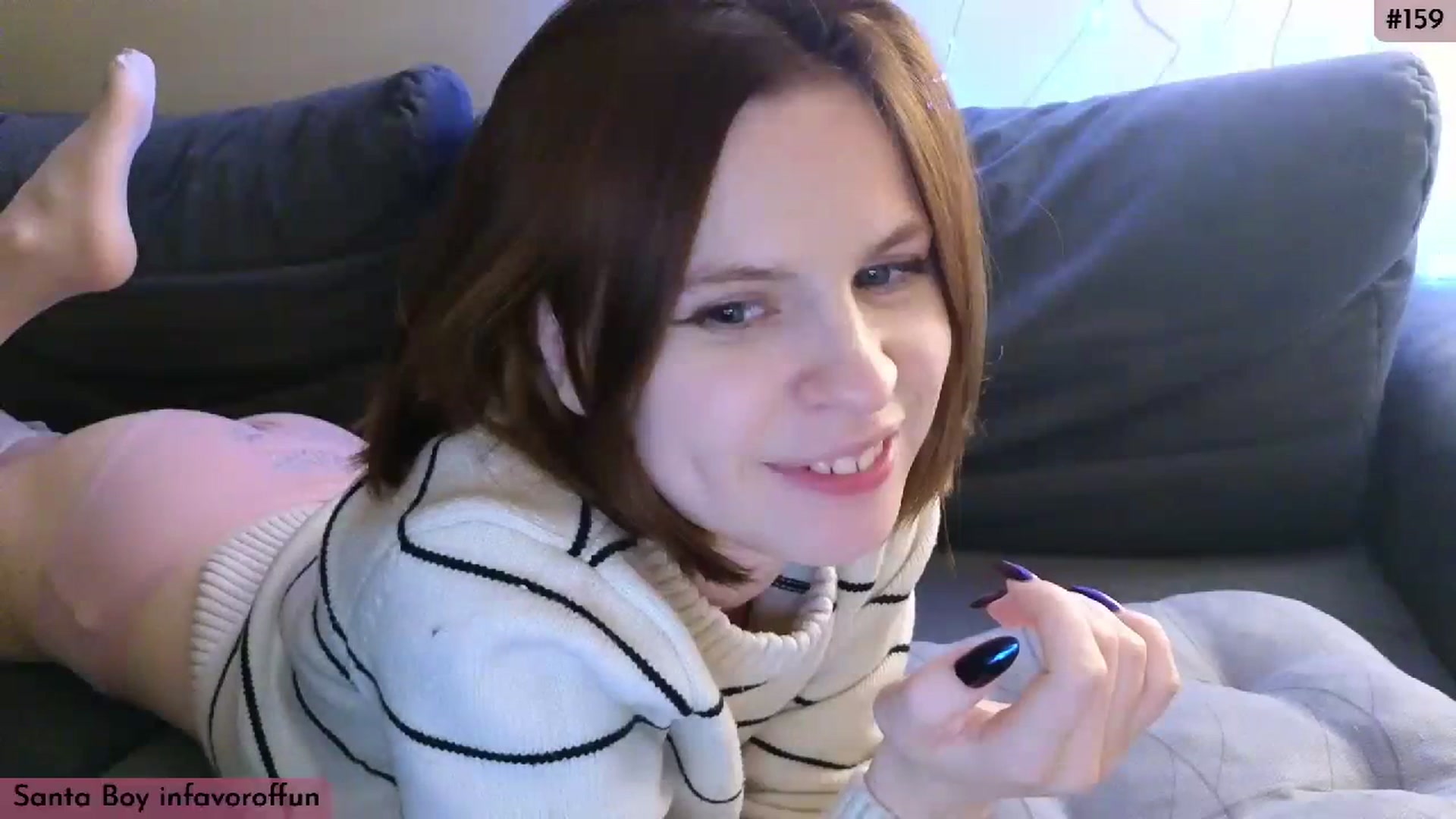 Gallery image thumbnail from Yuri_elfie's myfreecams stream on, 12/17/2023, 03:32 image 2 of 20