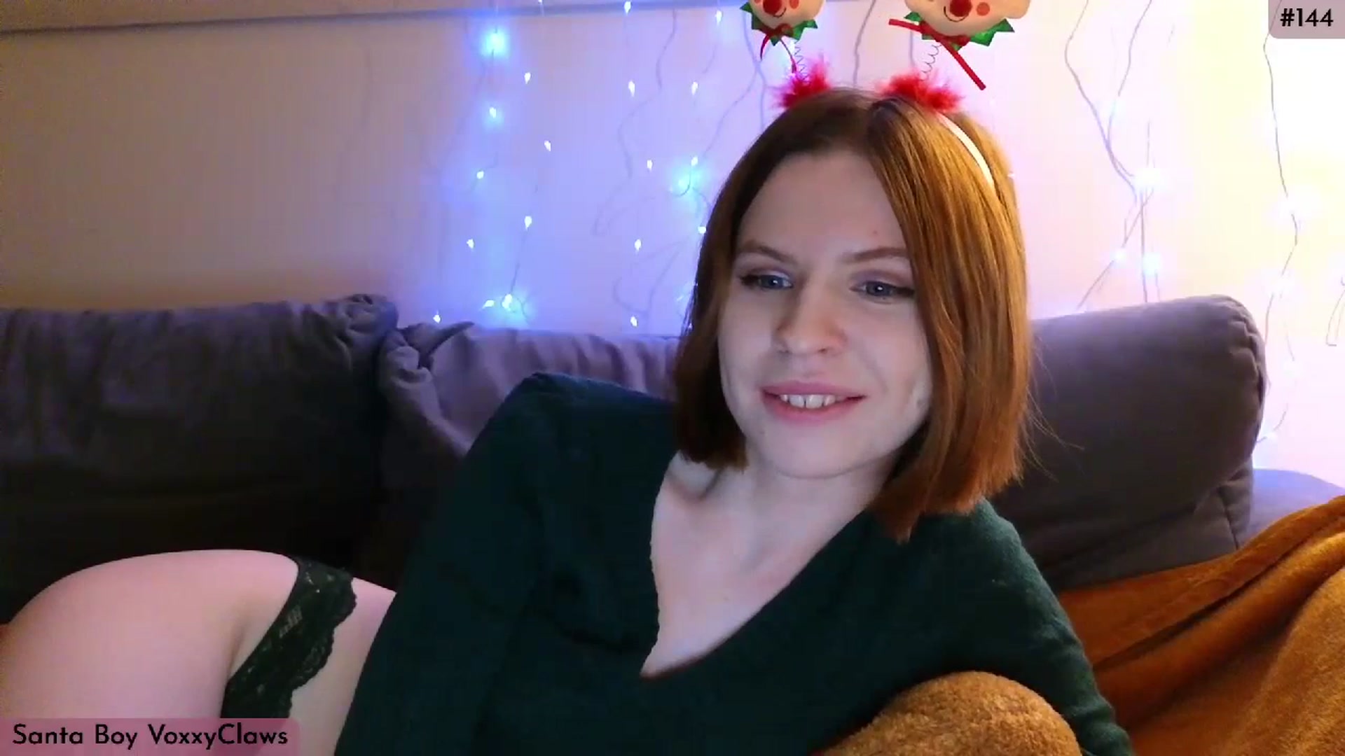 Gallery image thumbnail from Yuri_elfie's myfreecams stream on, 12/25/2023, 03:53 image 4 of 20