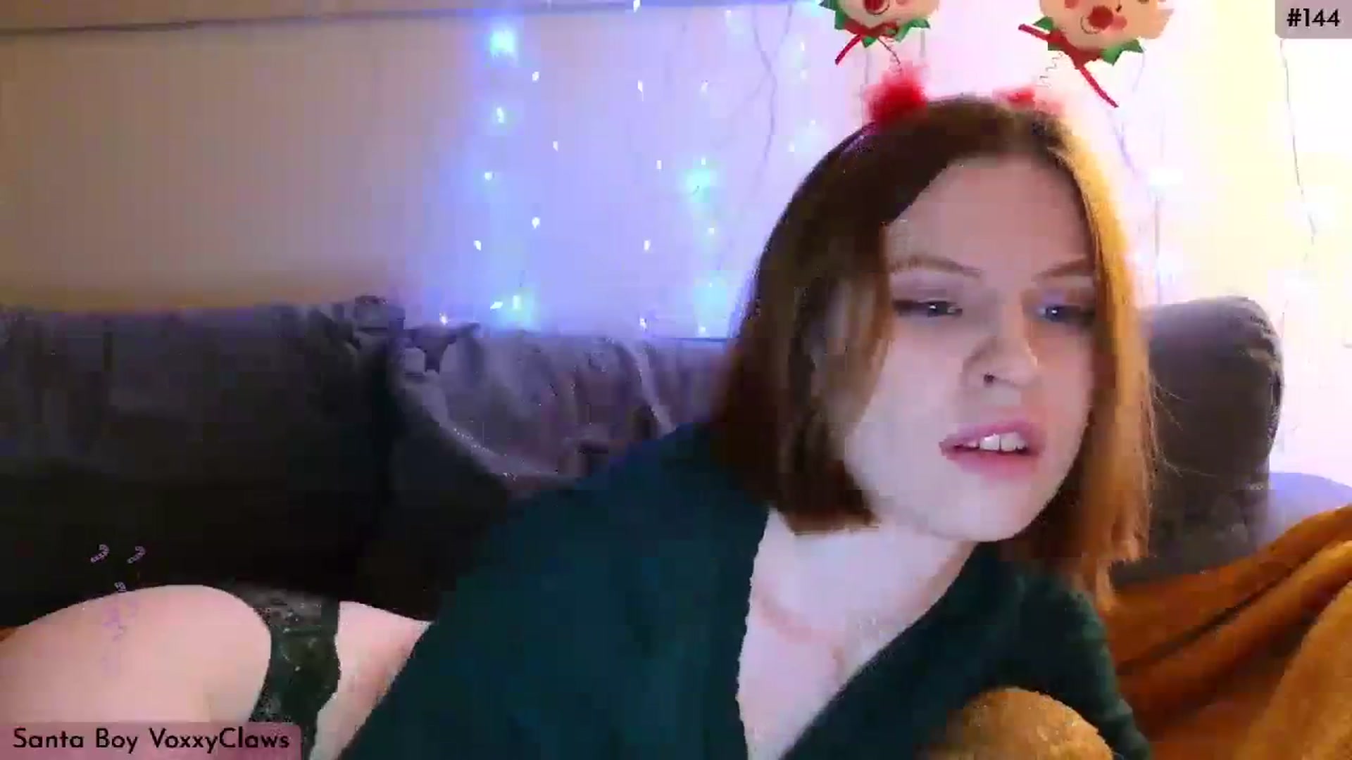 Gallery image thumbnail from Yuri_elfie's myfreecams stream on, 12/25/2023, 03:53 image 3 of 20