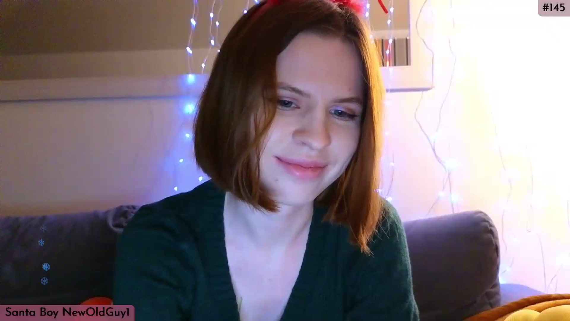 Gallery image thumbnail from Yuri_elfie's myfreecams stream on, 12/25/2023, 03:53 image 17 of 20
