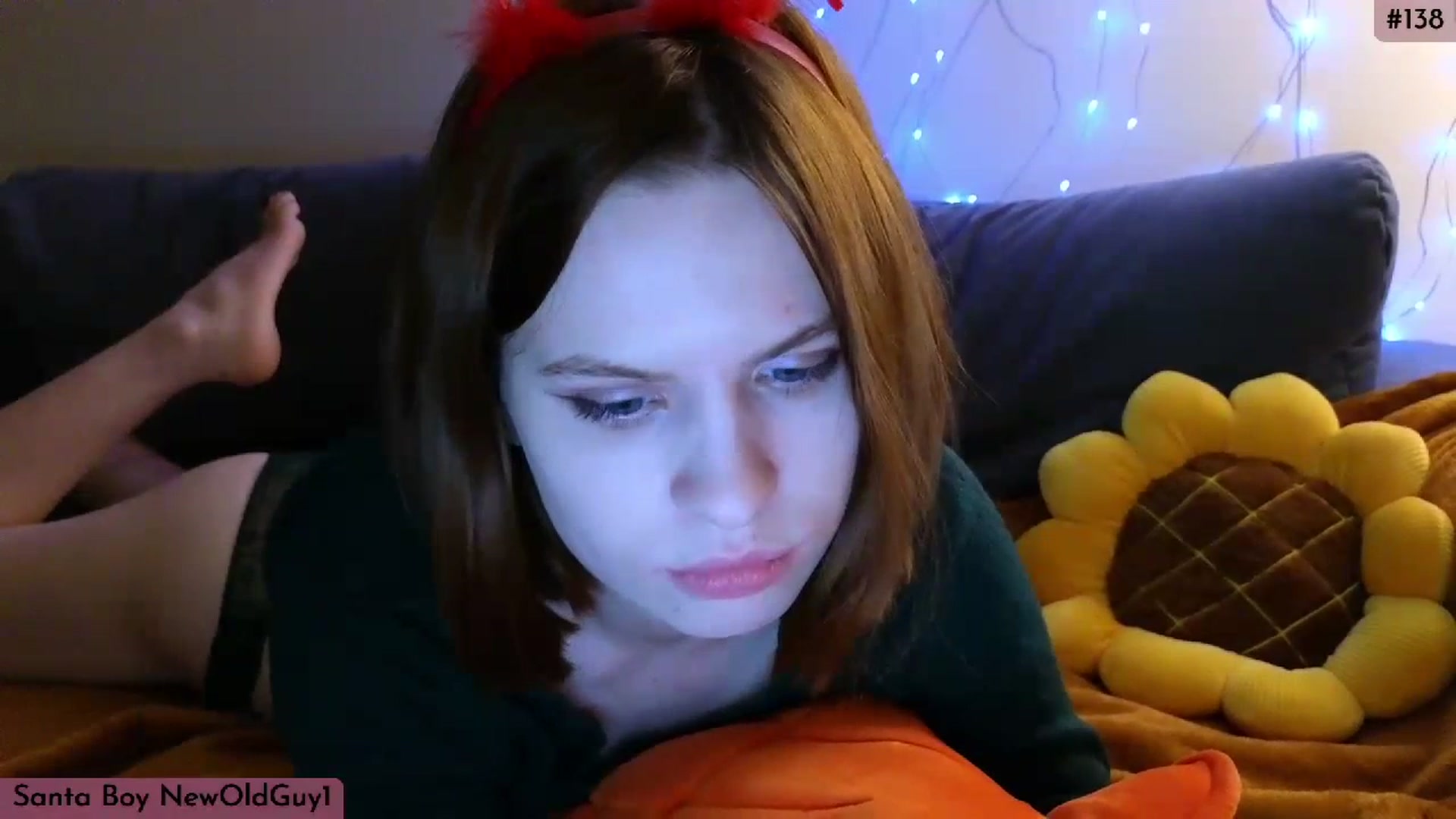 Gallery image thumbnail from Yuri_elfie's myfreecams stream on, 12/25/2023, 05:28 image 12 of 20