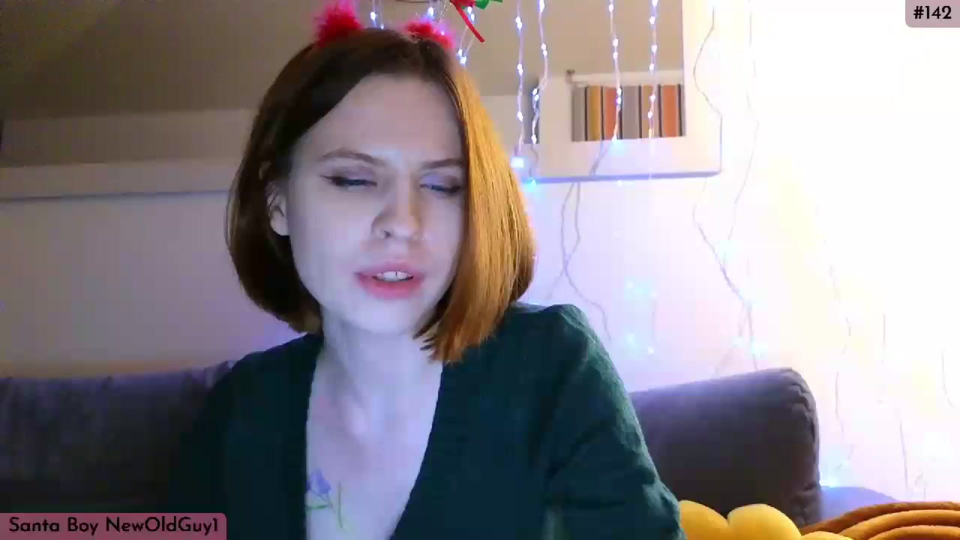 Gallery image thumbnail from Yuri_elfie's myfreecams stream on, 12/25/2023, 05:28 image 1 of 20