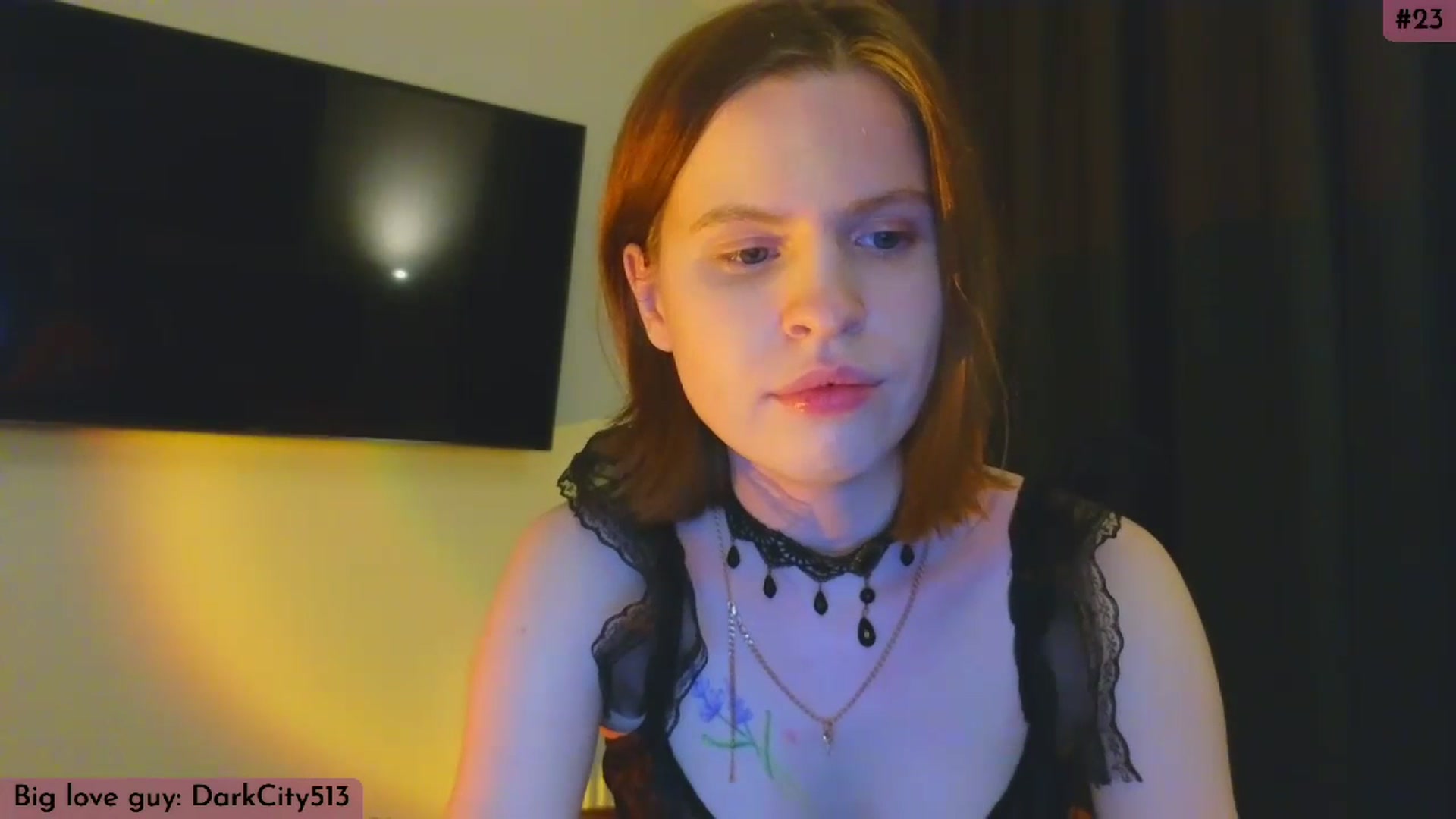 Gallery image thumbnail from Yuri_elfie's myfreecams stream on, 02/03/2024, 04:58 image 13 of 20