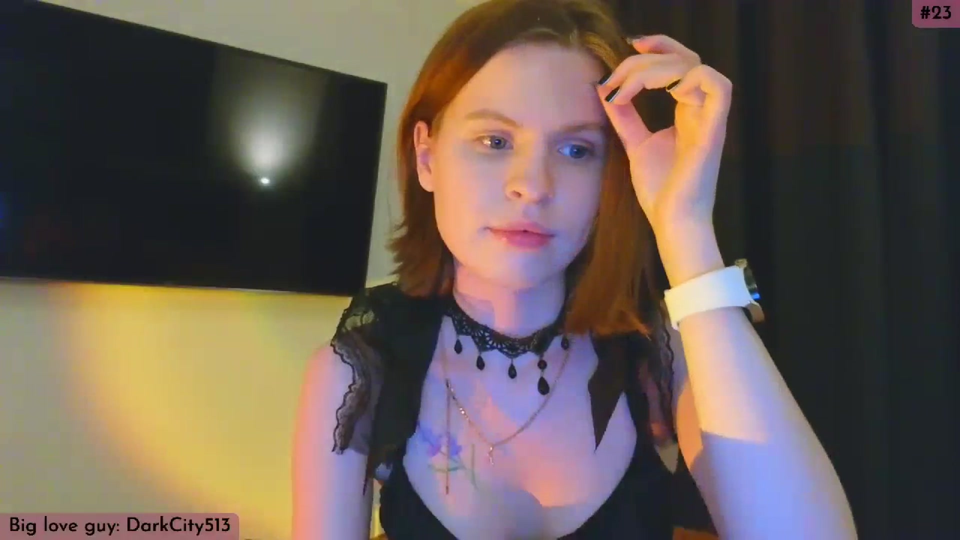 Gallery image thumbnail from Yuri_elfie's myfreecams stream on, 02/03/2024, 04:58 image 14 of 20