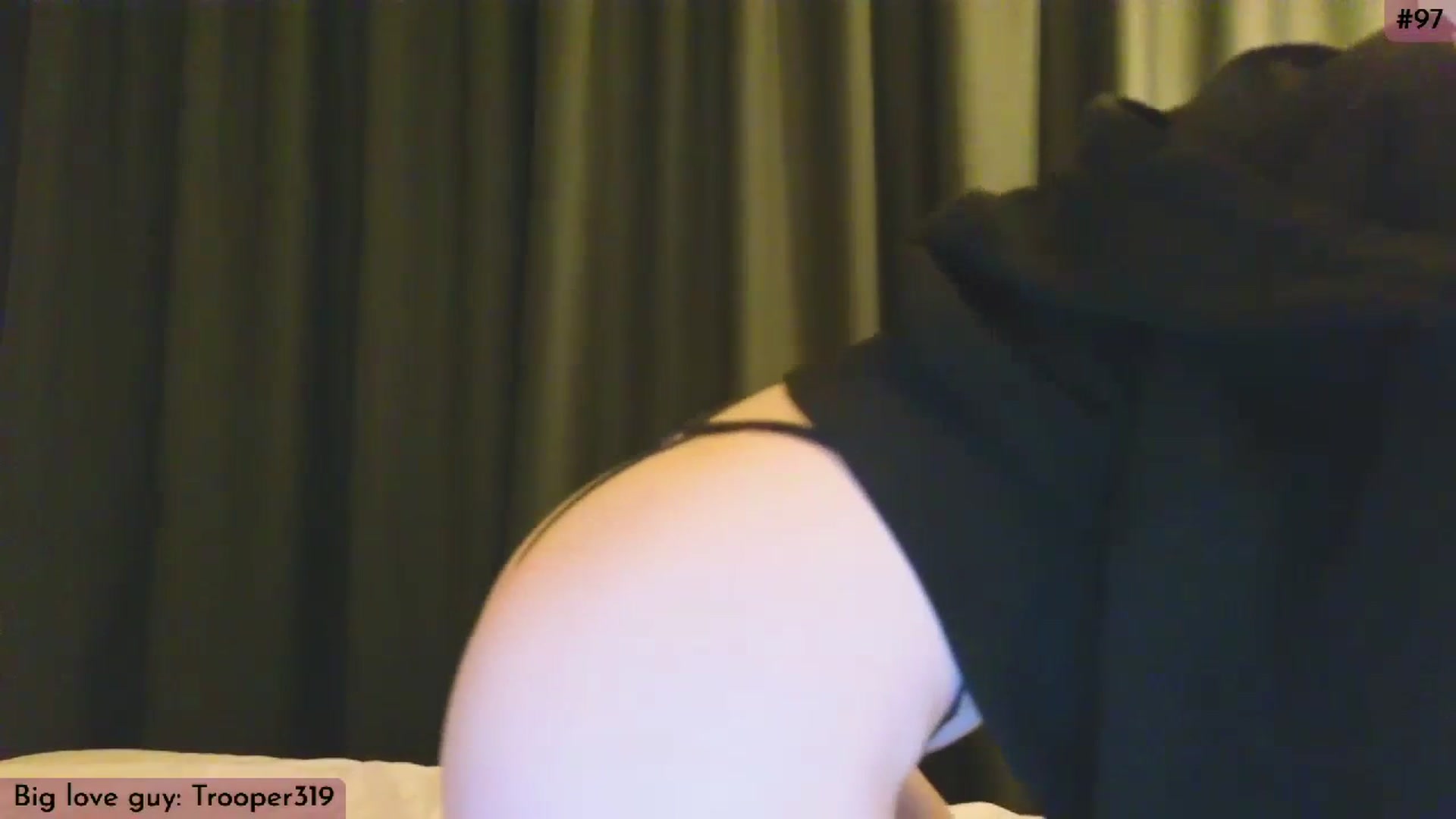 Gallery image thumbnail from Yuri_elfie's myfreecams stream on, 02/17/2024, 04:19 image 5 of 20