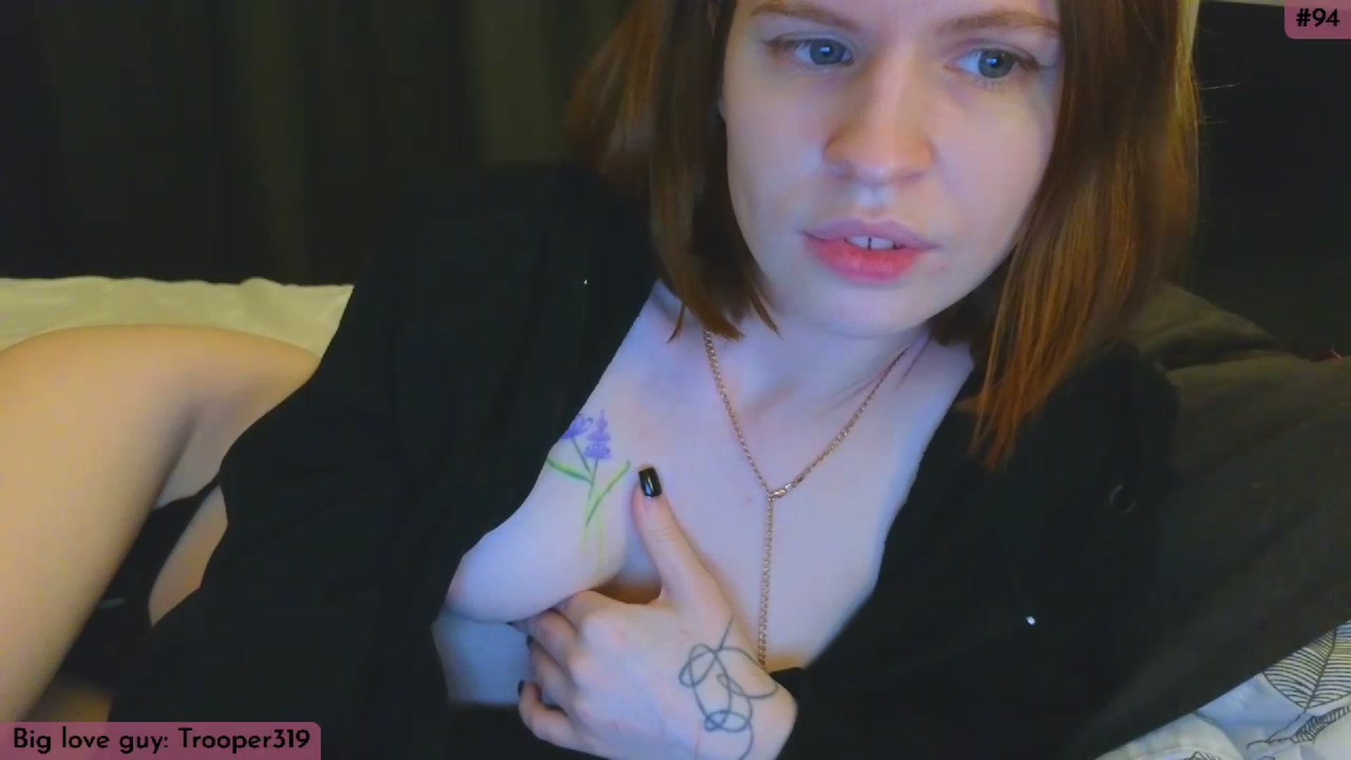 Gallery image thumbnail from Yuri_elfie's myfreecams stream on, 02/17/2024, 04:19 image 19 of 20