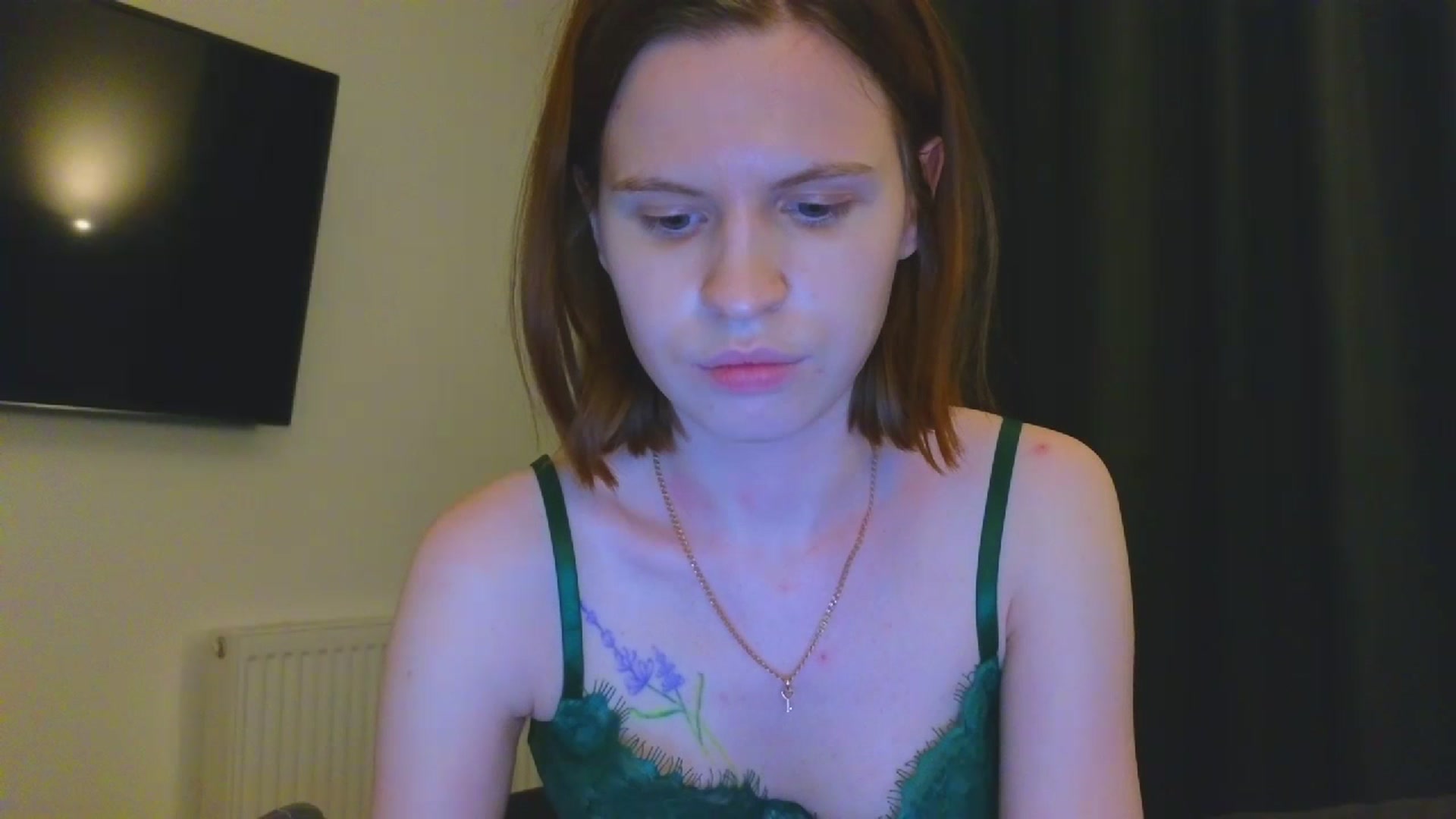 Gallery image thumbnail from Yuri_elfie's myfreecams stream on, 02/20/2024, 05:05 image 15 of 20