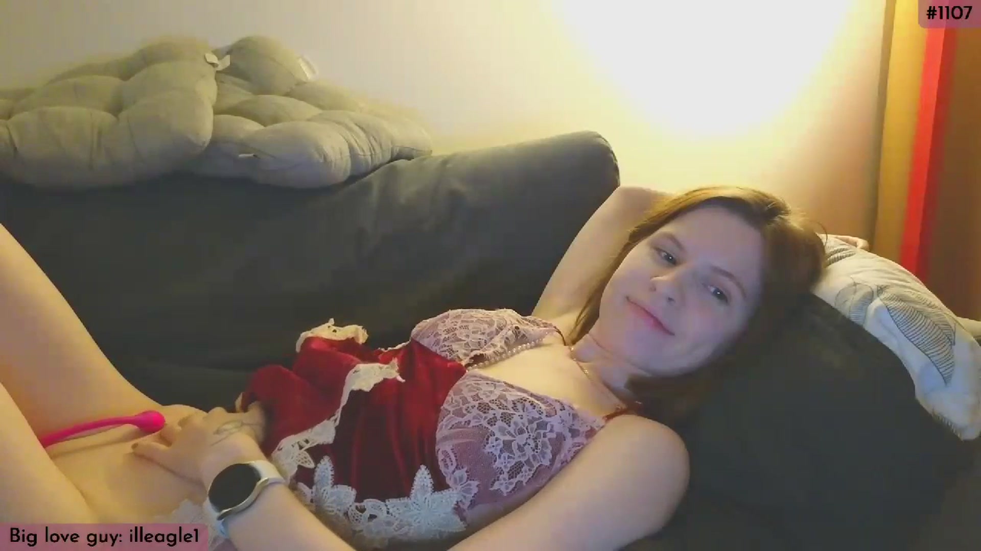 Gallery image thumbnail from Yuri_elfie's myfreecams stream on, 03/03/2024, 03:56 image 11 of 20
