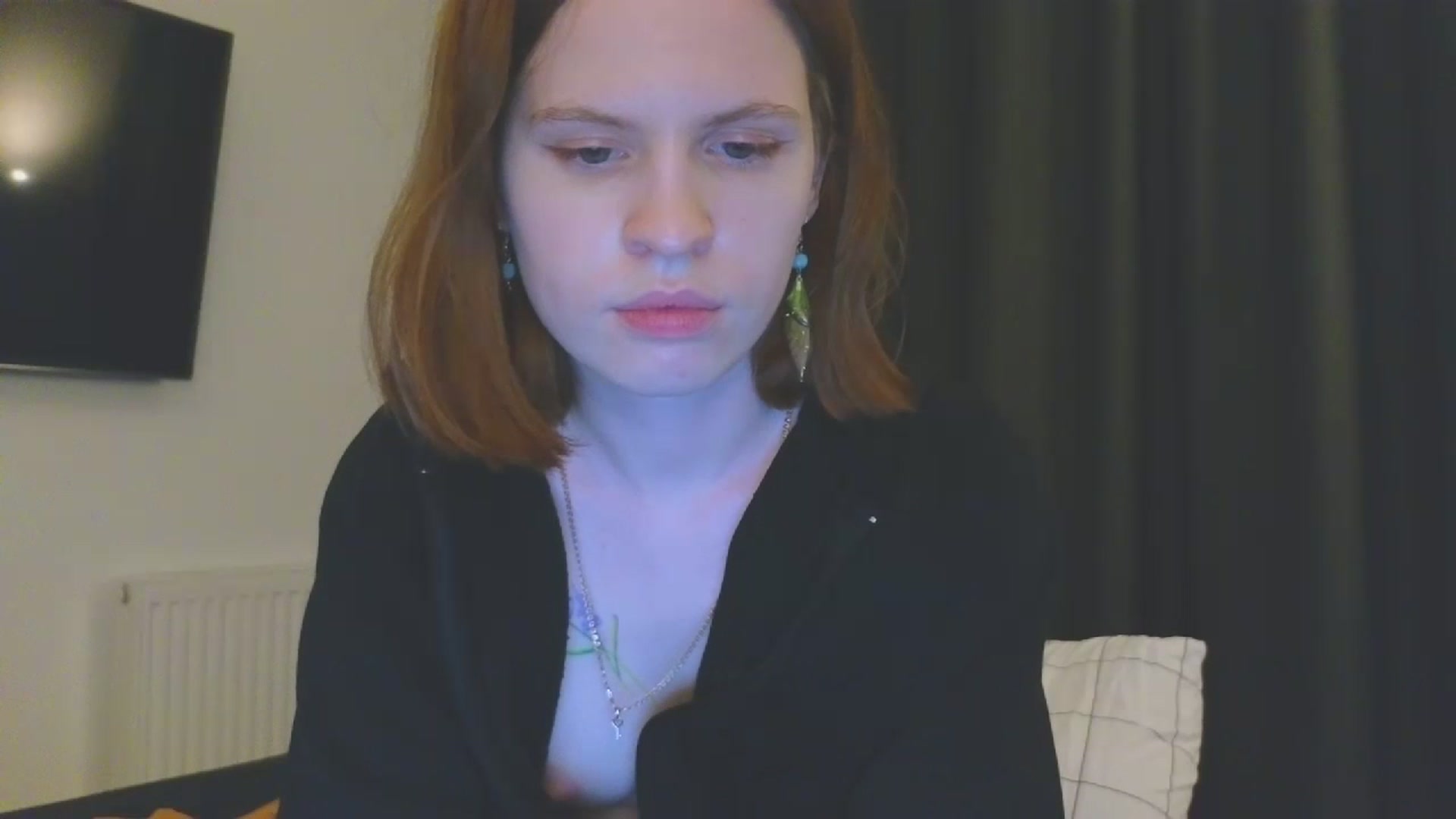 Gallery image thumbnail from Yuri_elfie's myfreecams stream on, 03/05/2024, 04:51 image 4 of 20
