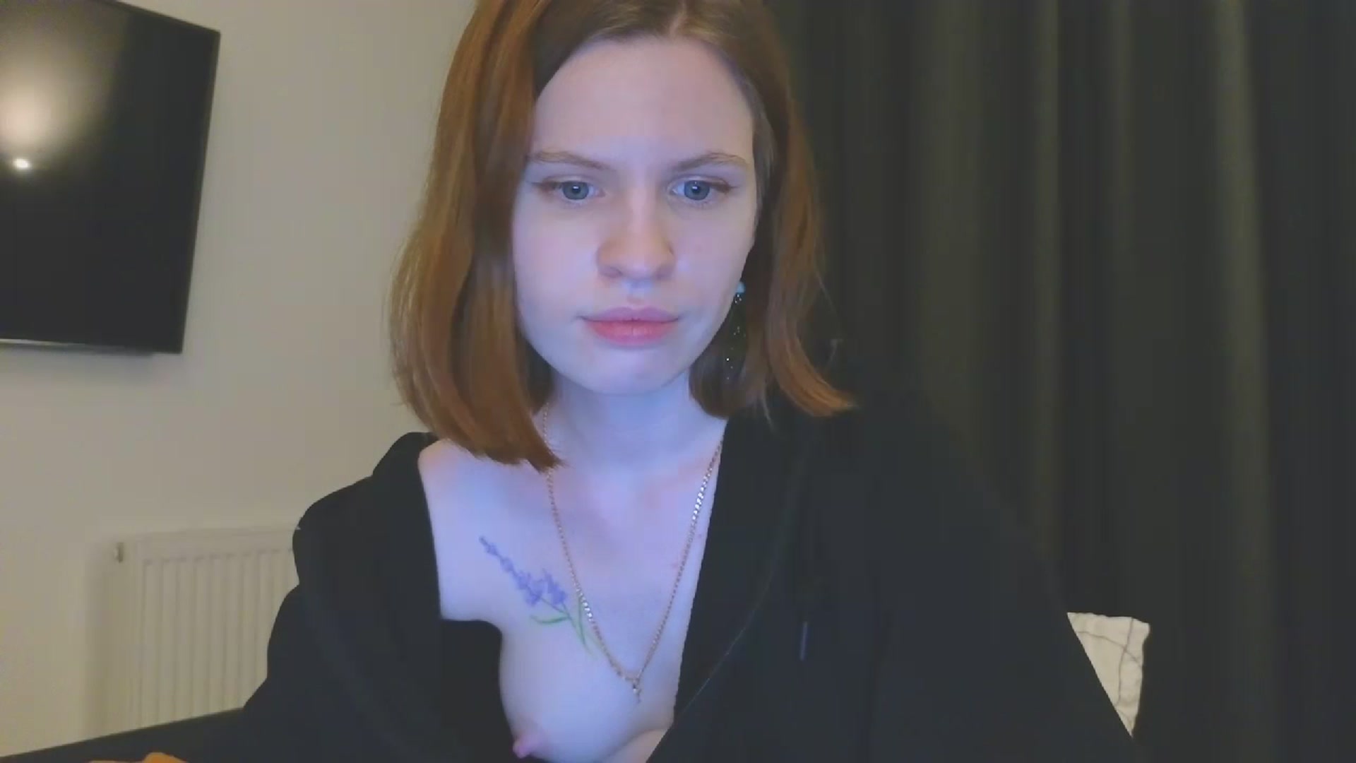 Gallery image thumbnail from Yuri_elfie's myfreecams stream on, 03/05/2024, 04:51 image 19 of 20