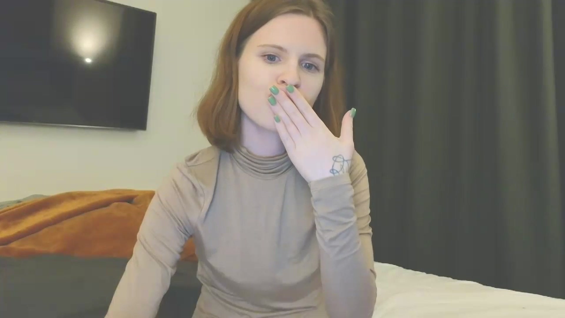 Gallery image thumbnail from Yuri_elfie's myfreecams stream on, 03/26/2024, 04:37 image 20 of 20