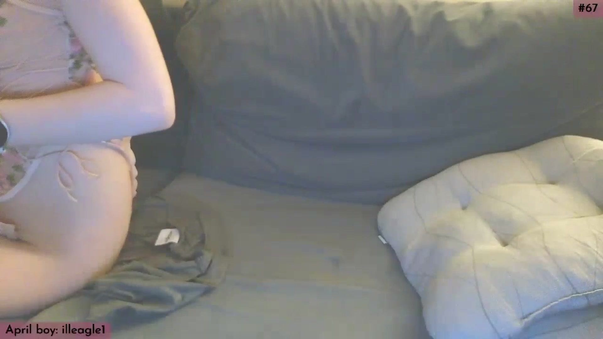 Gallery image thumbnail from Yuri_elfie's myfreecams stream on, 04/10/2024, 05:27 image 9 of 20