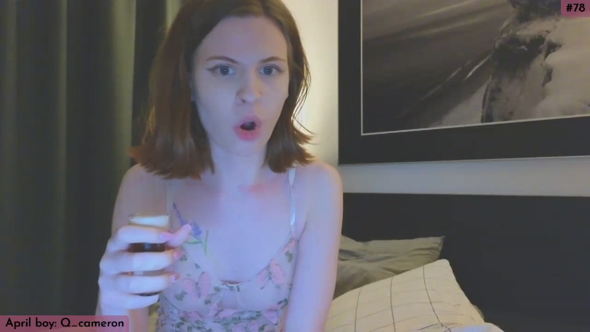 Gallery image thumbnail from Yuri_elfie's myfreecams stream on, 04/21/2024, 01:47 image 4 of 20