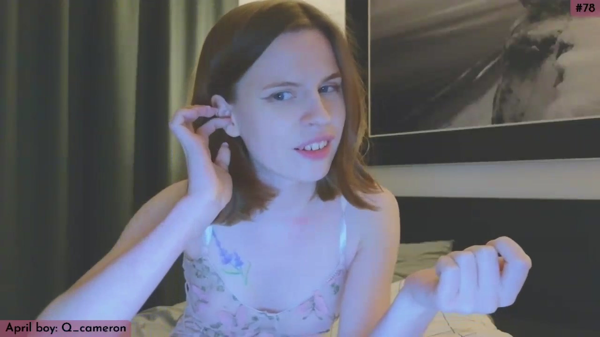 Gallery image thumbnail from Yuri_elfie's myfreecams stream on, 04/21/2024, 01:47 image 6 of 20