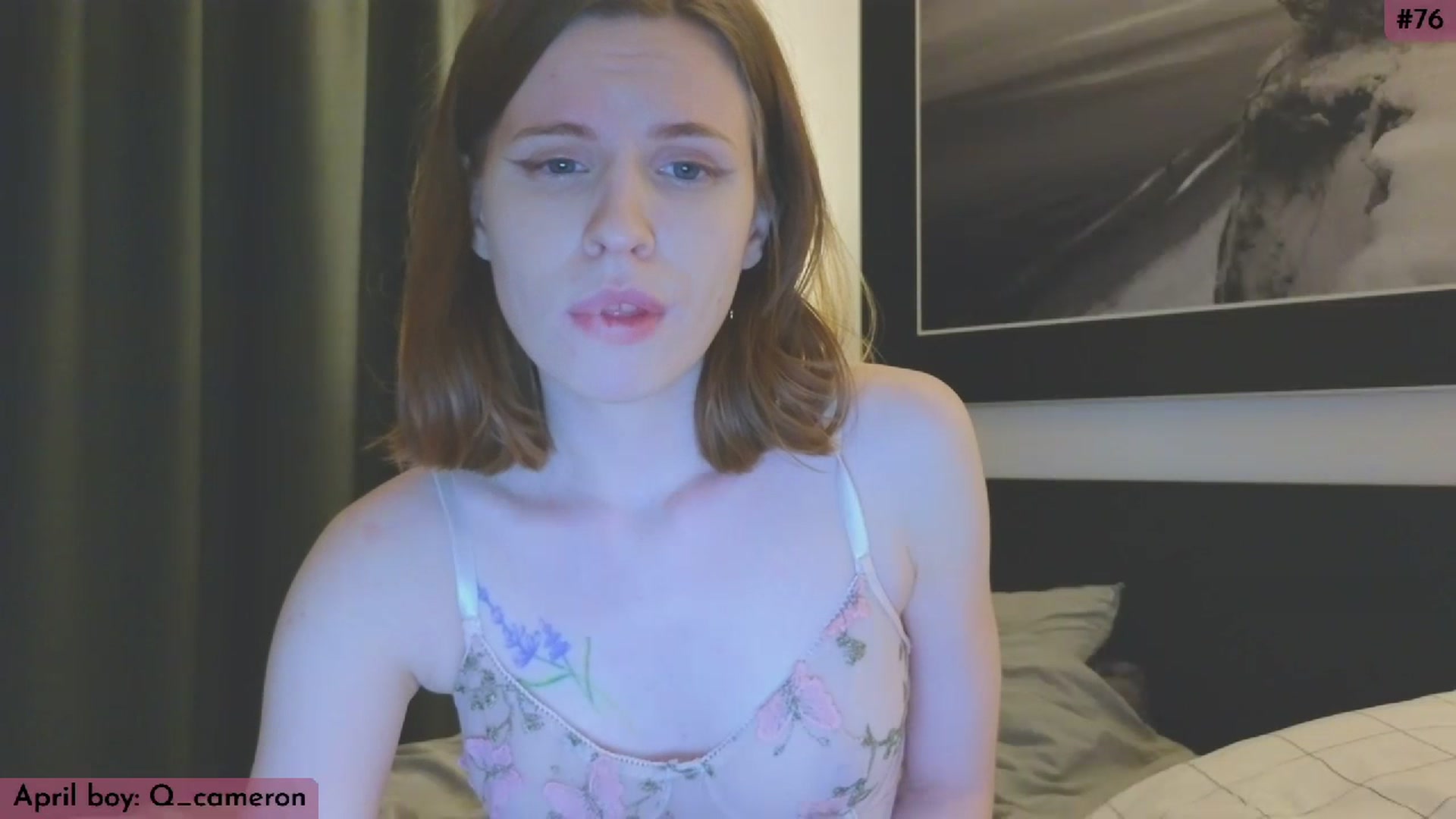 Gallery image thumbnail from Yuri_elfie's myfreecams stream on, 04/21/2024, 03:00 image 4 of 20