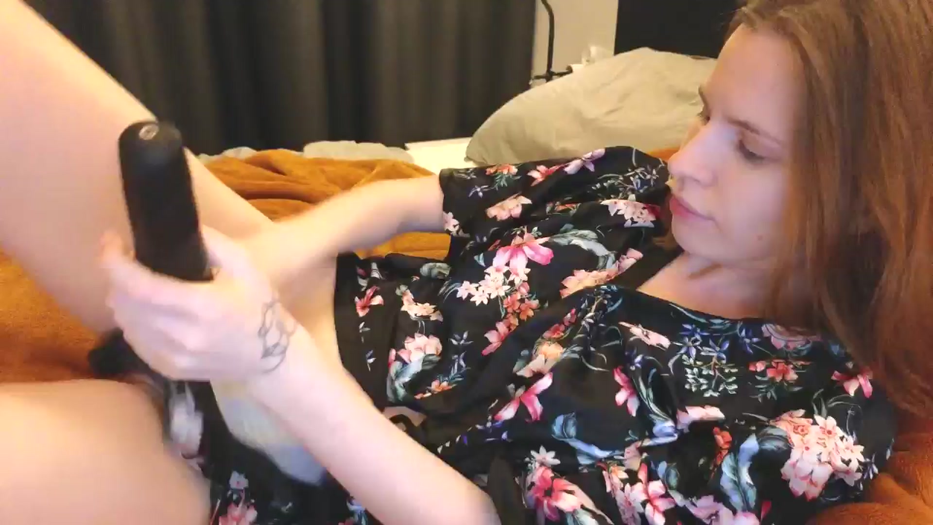 Gallery image thumbnail from Yuri_elfie's myfreecams stream on, 05/10/2024, 17:32 image 14 of 20