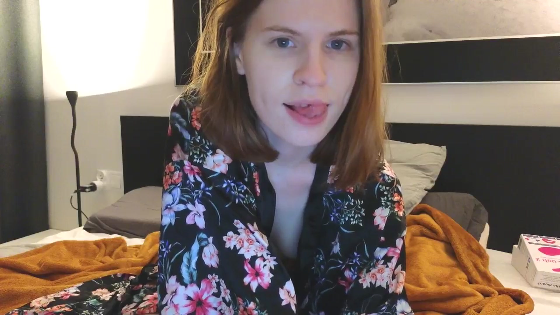 Gallery image thumbnail from Yuri_elfie's myfreecams stream on, 05/10/2024, 20:30 image 5 of 20