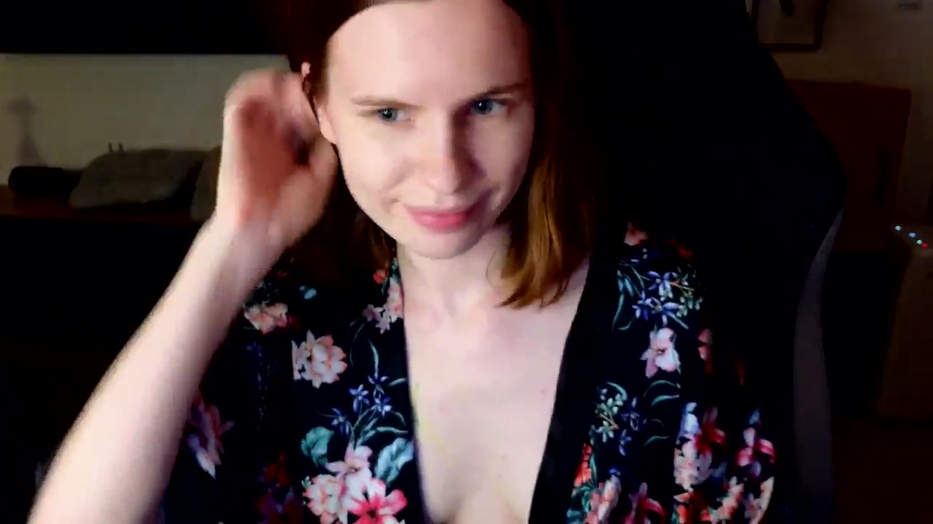 Gallery image thumbnail from Yuri_elfie's myfreecams stream on, 05/11/2024, 01:55 image 5 of 20