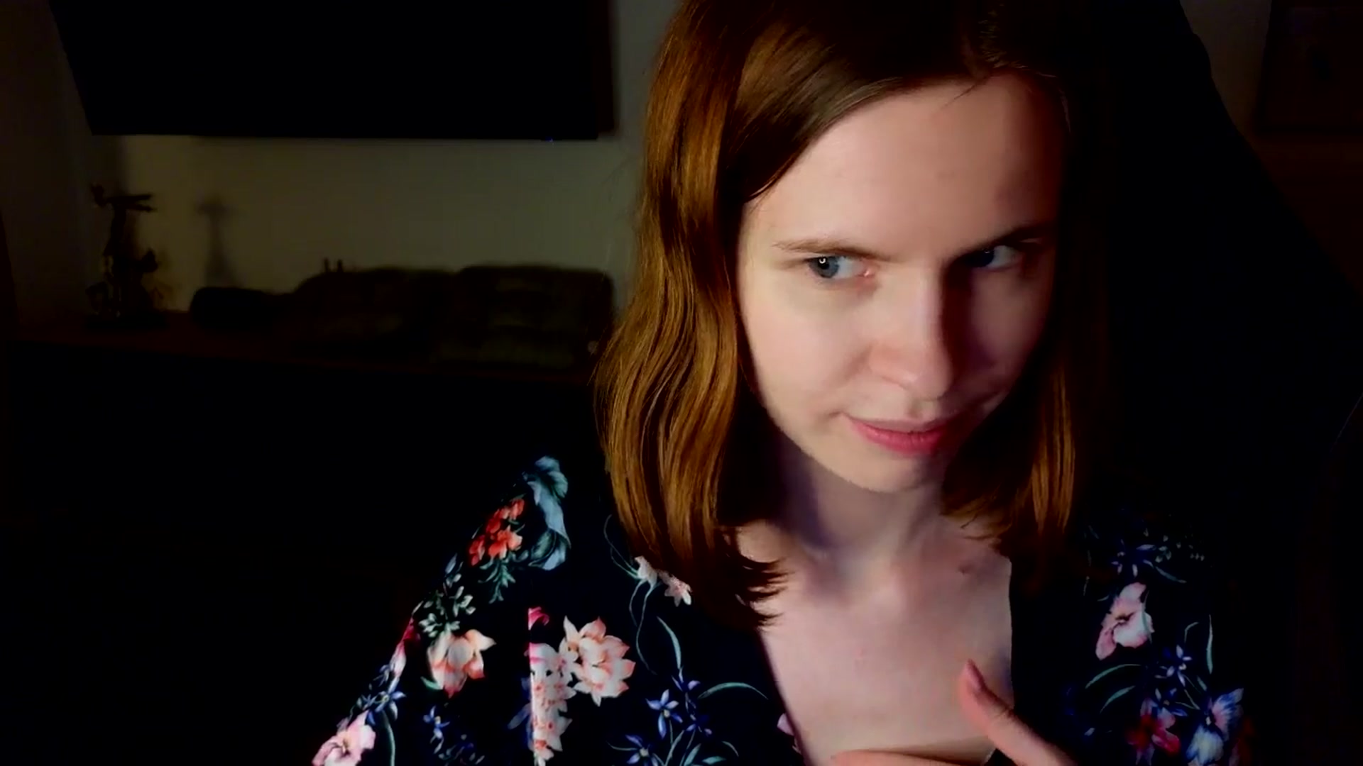 Gallery image thumbnail from Yuri_elfie's myfreecams stream on, 05/11/2024, 01:55 image 18 of 20