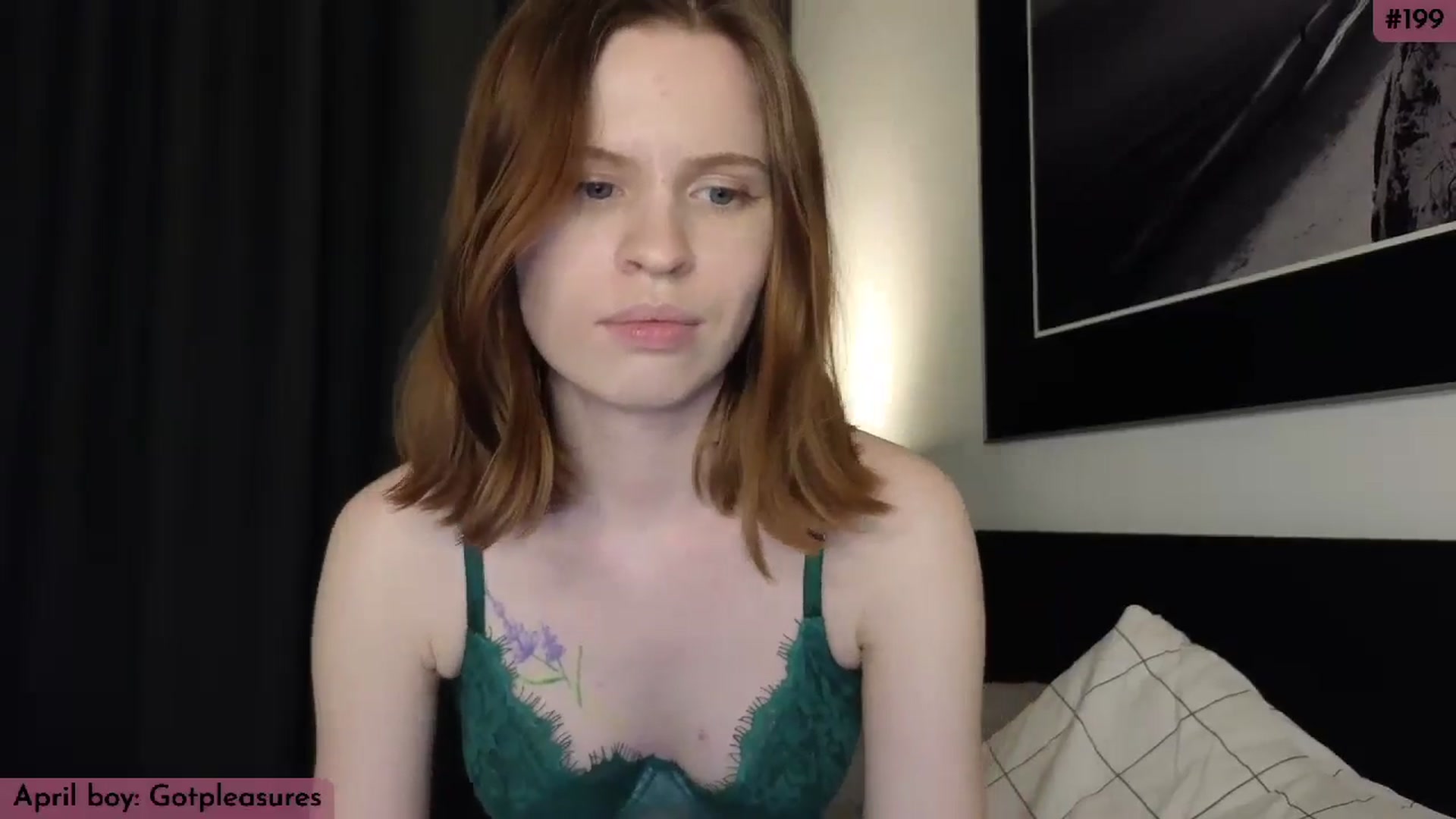 Gallery image thumbnail from Yuri_elfie's myfreecams stream on, 06/05/2024, 03:02 image 11 of 20