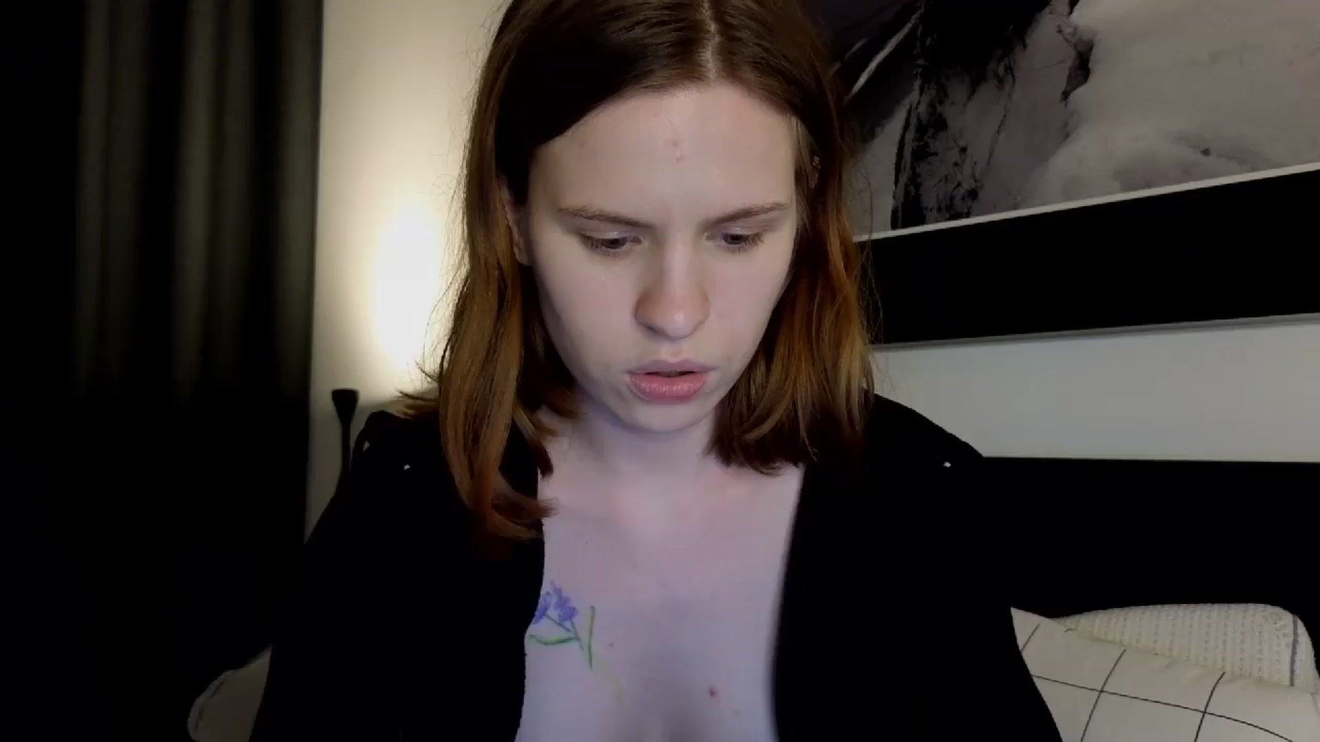 Gallery image thumbnail from Yuri_elfie's myfreecams stream on, 06/06/2024, 05:01 image 8 of 20