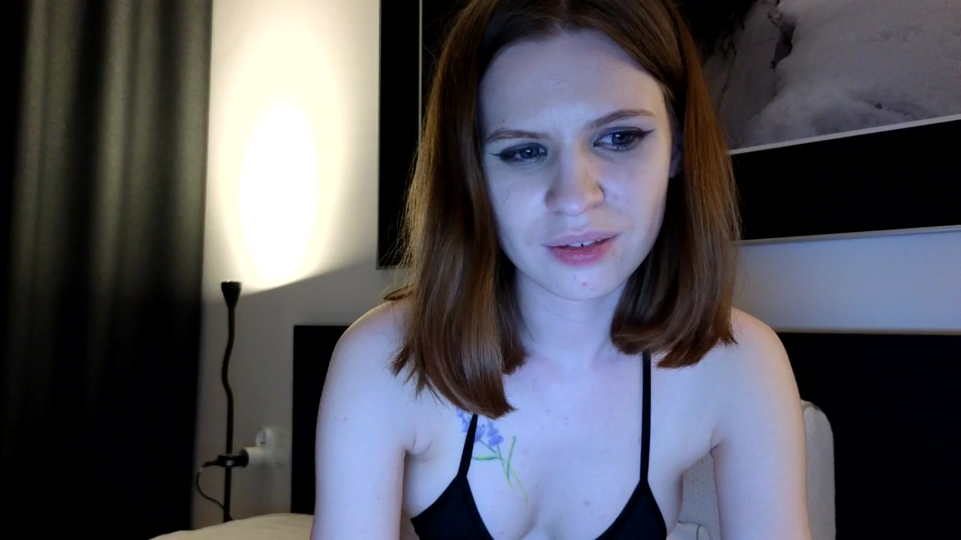 Gallery image thumbnail from Yuri_elfie's myfreecams stream on, 06/21/2024, 06:23 image 15 of 20