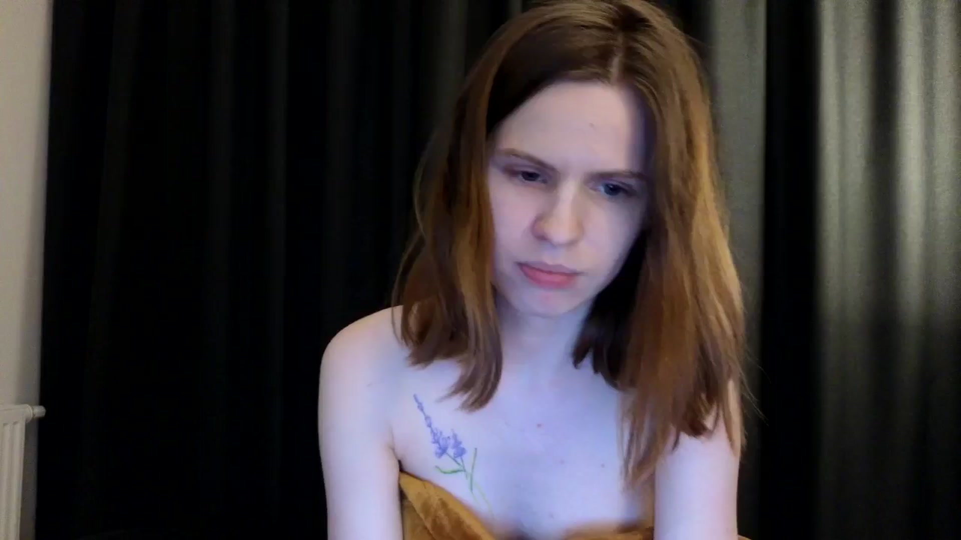 Gallery image thumbnail from Yuri_elfie's myfreecams stream on, 06/27/2024, 07:20 image 18 of 20