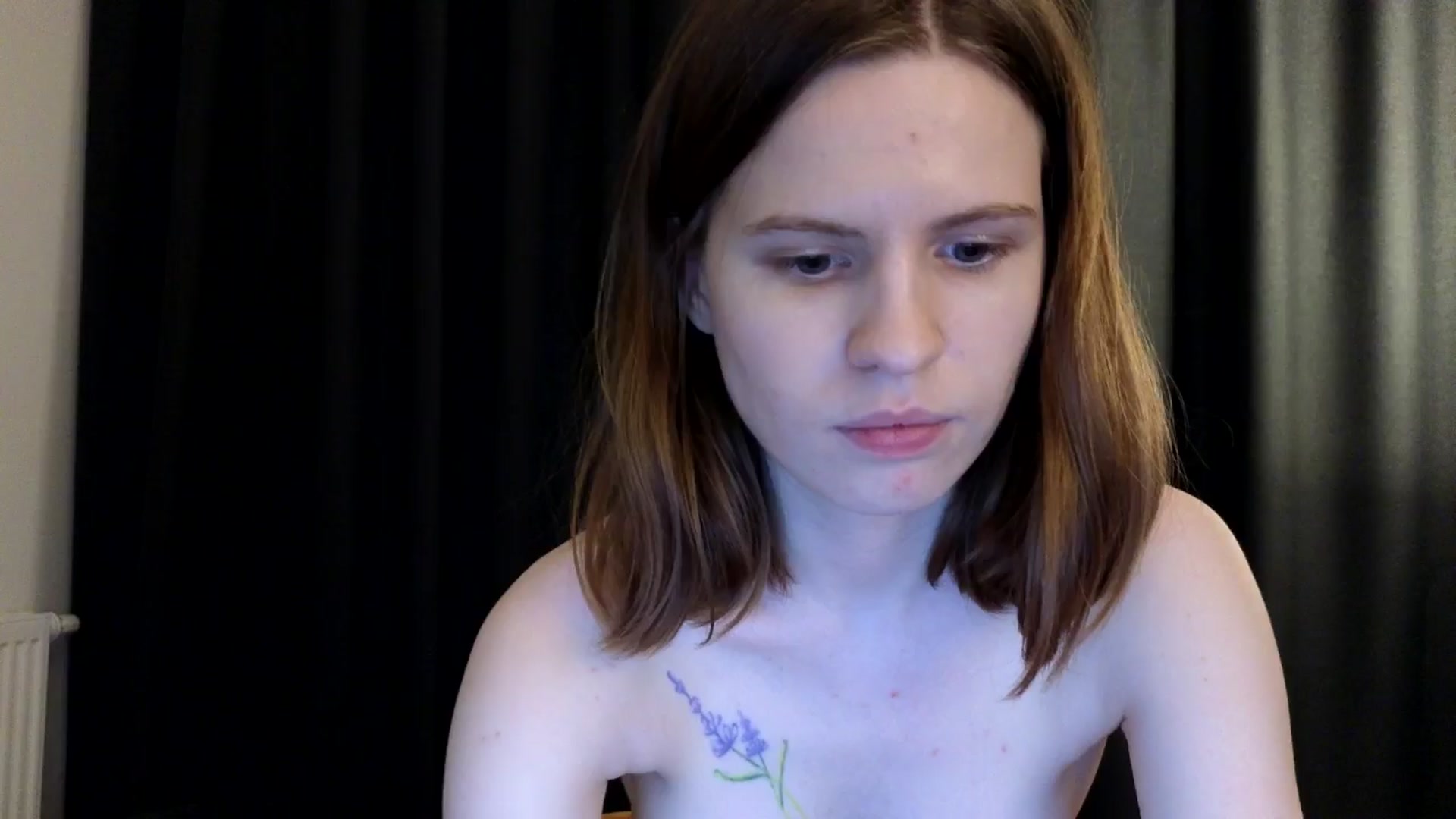 Gallery image thumbnail from Yuri_elfie's myfreecams stream on, 06/27/2024, 07:20 image 19 of 20