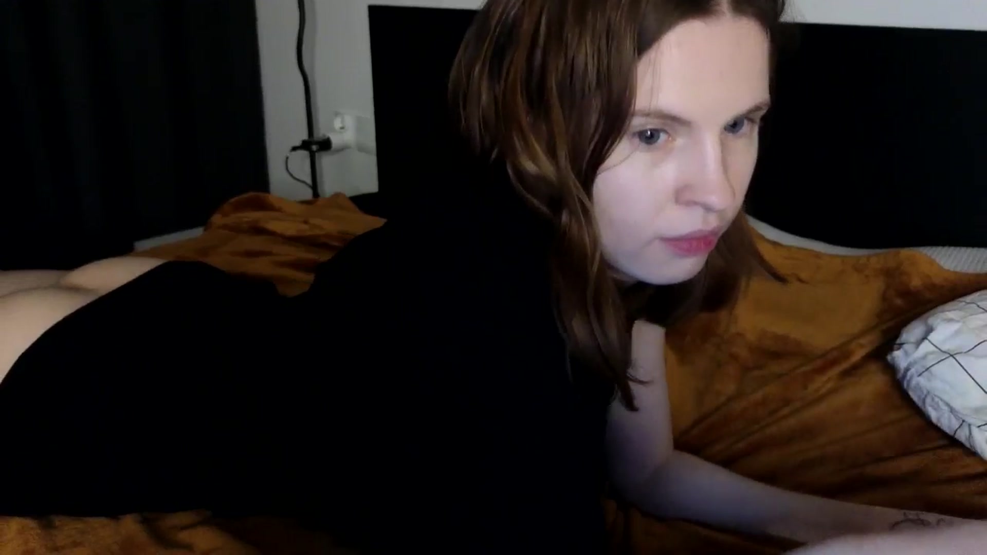 Gallery image thumbnail from Yuri_elfie's myfreecams stream on, 07/08/2024, 04:18 image 18 of 20