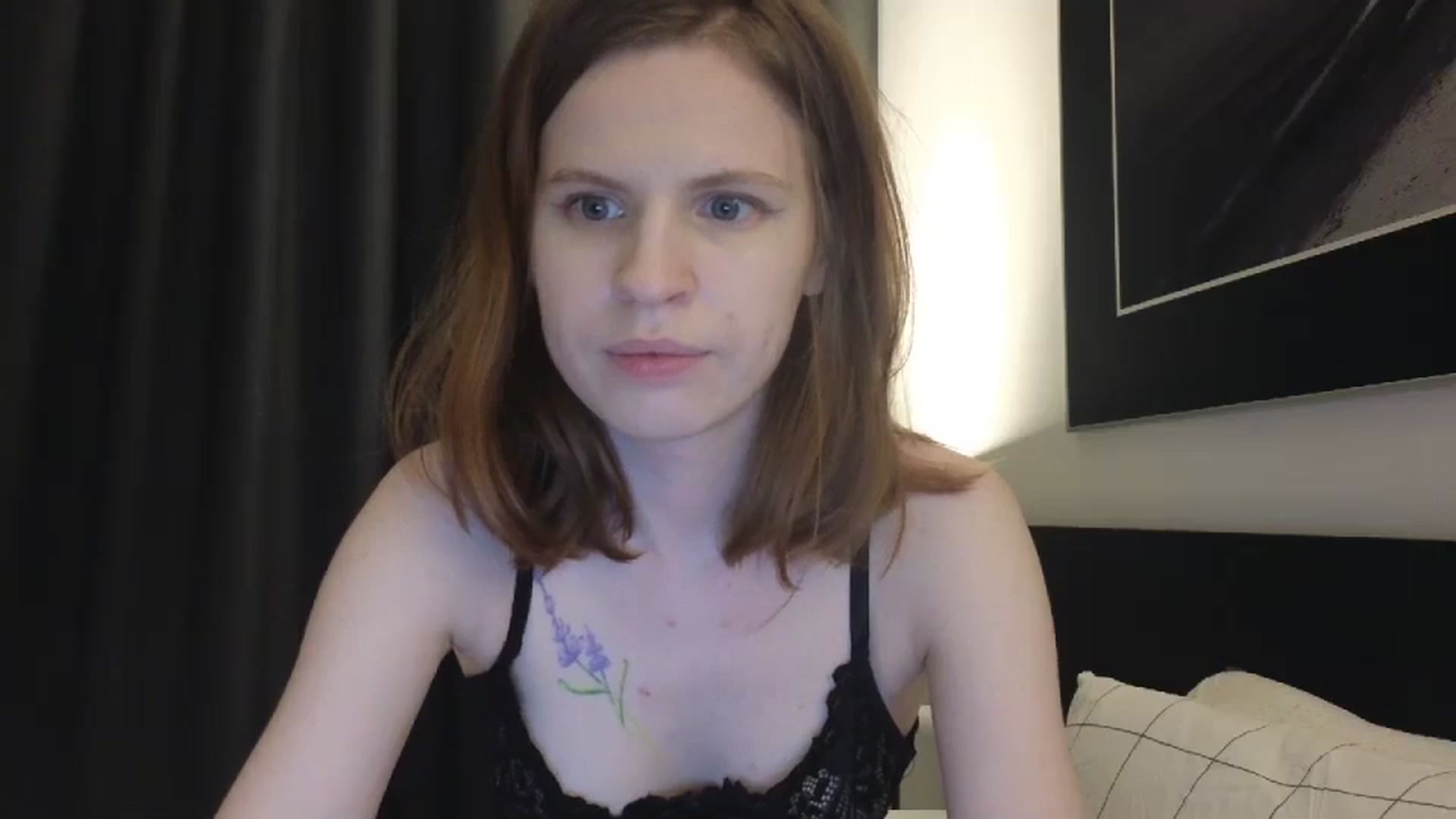 Gallery image thumbnail from Yuri_elfie's myfreecams stream on, 07/19/2024, 06:06 image 15 of 20