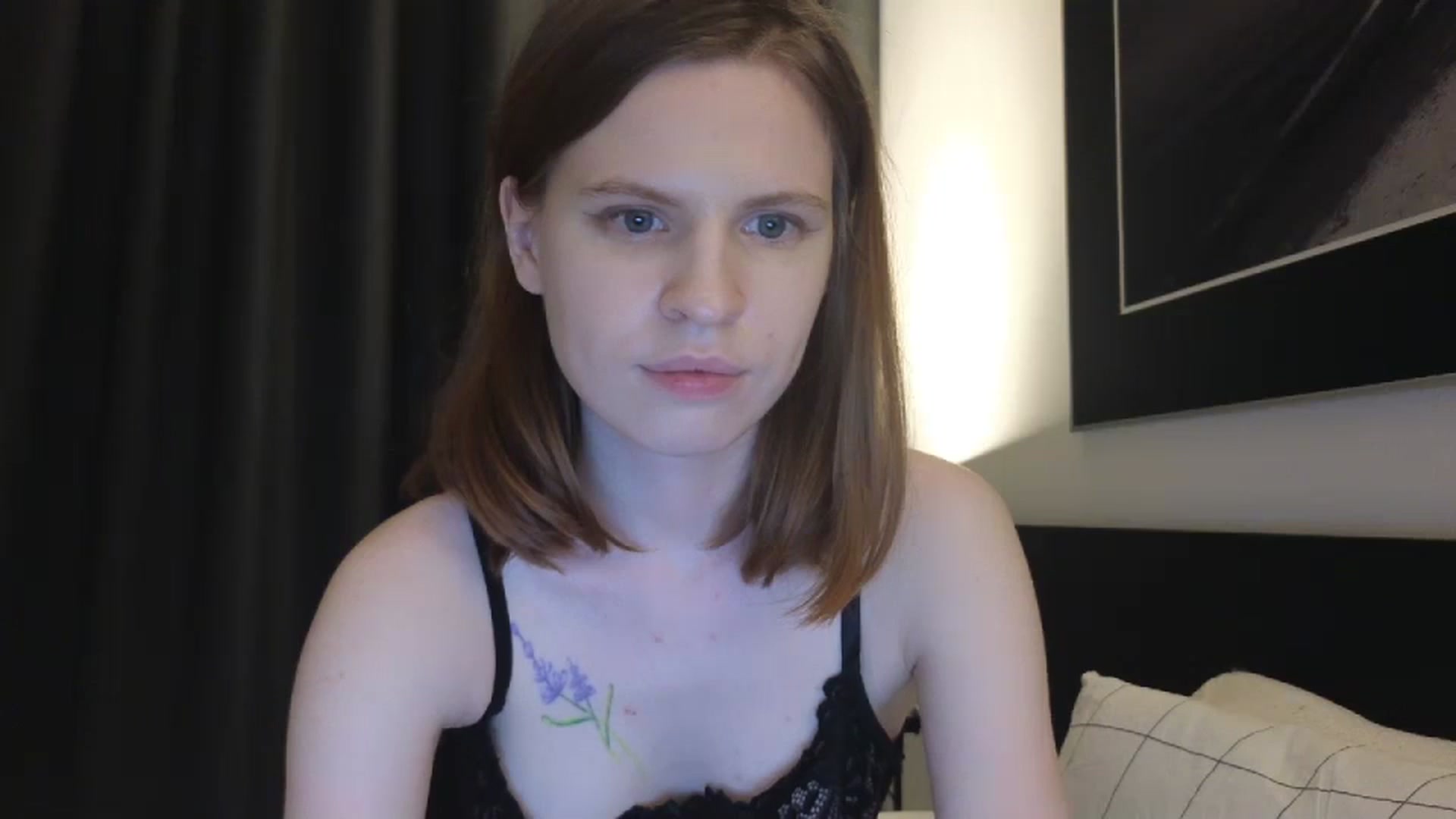 Gallery image thumbnail from Yuri_elfie's myfreecams stream on, 07/19/2024, 06:06 image 17 of 20