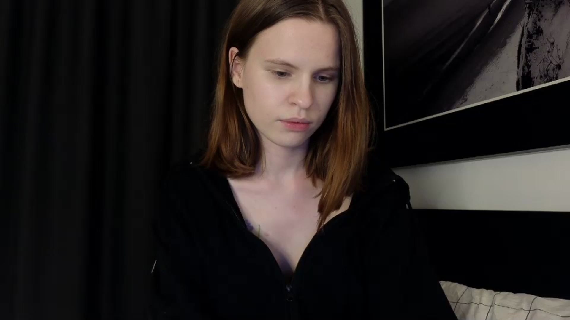 Gallery image thumbnail from Yuri_elfie's myfreecams stream on, 07/21/2024, 02:57 image 8 of 20