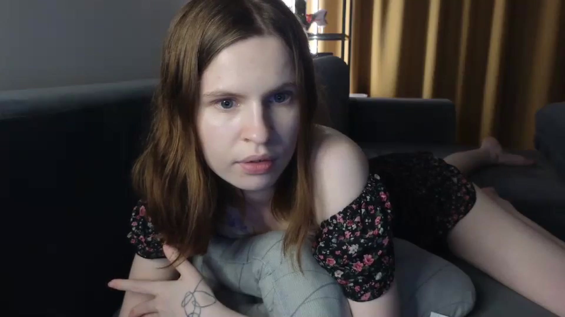 Gallery image thumbnail from Yuri_elfie's myfreecams stream on, 07/22/2024, 04:00 image 16 of 20