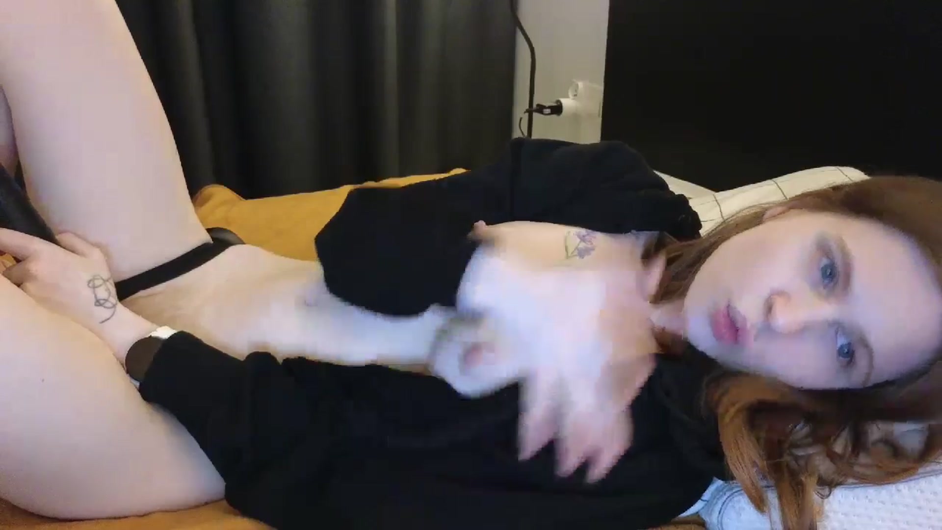 Gallery image thumbnail from Yuri_elfie's myfreecams stream on, 08/06/2024, 05:30 image 14 of 20
