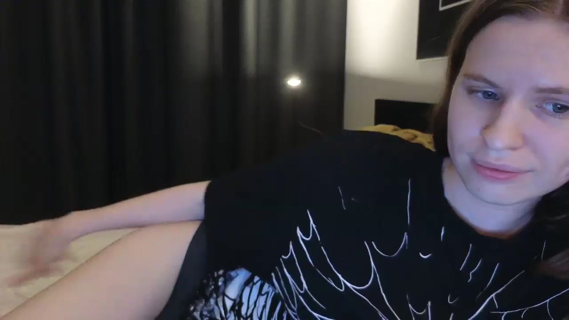 Gallery image thumbnail from Yuri_elfie's myfreecams stream on, 08/17/2024, 14:47 image 13 of 20