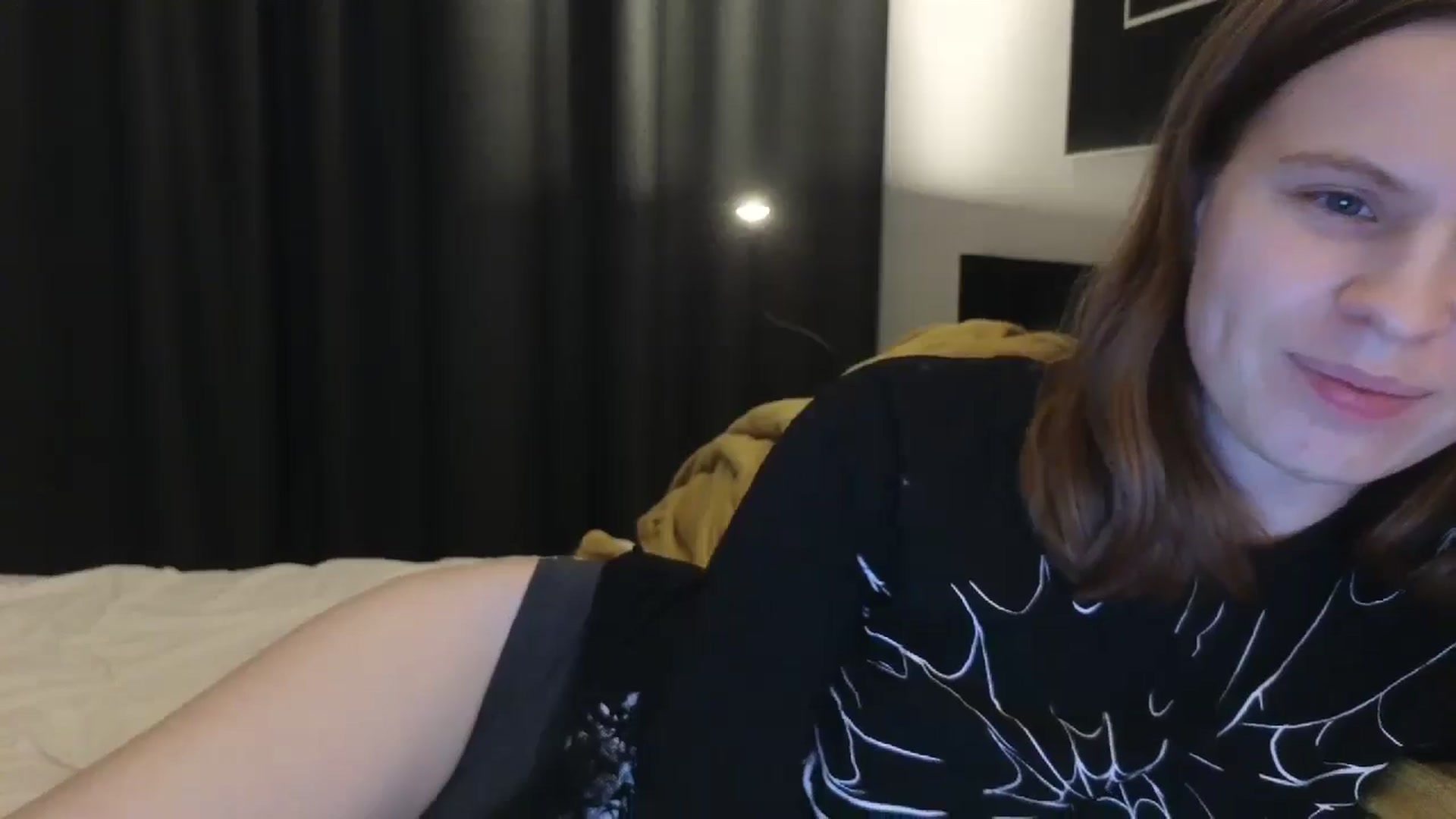 Gallery image thumbnail from Yuri_elfie's myfreecams stream on, 08/17/2024, 14:47 image 12 of 20