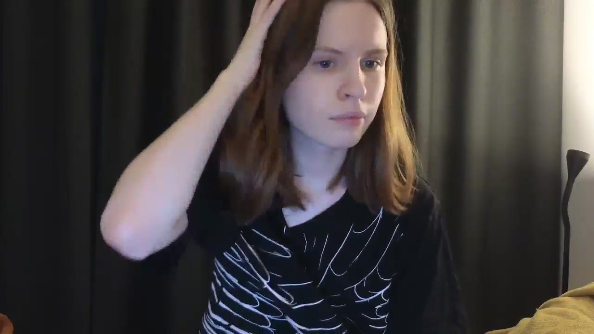 Gallery image thumbnail from Yuri_elfie's myfreecams stream on, 08/17/2024, 17:37 image 16 of 20